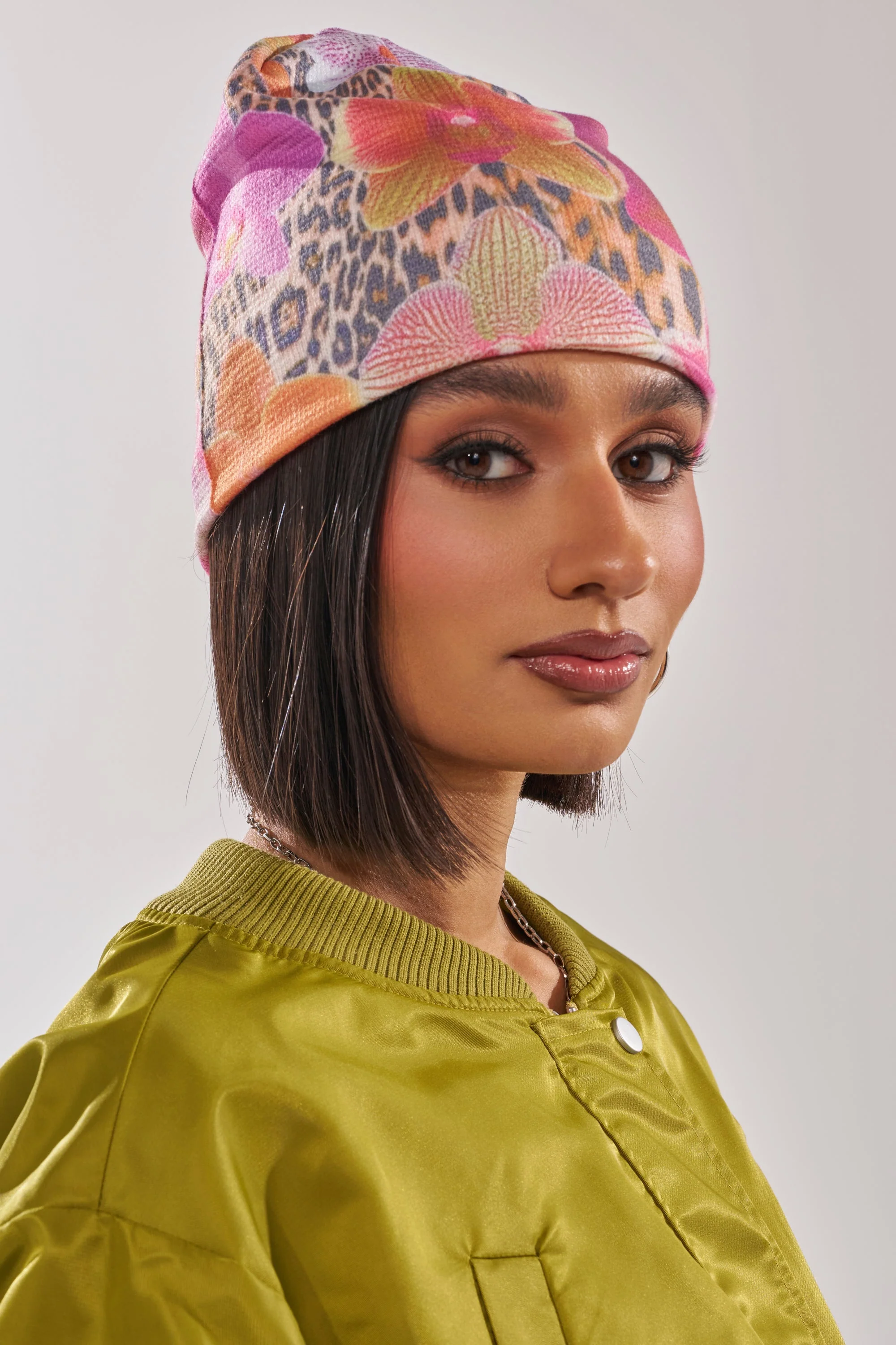 WILDLY FEMME LIGHTWEIGHT BEANIE - Akira Store