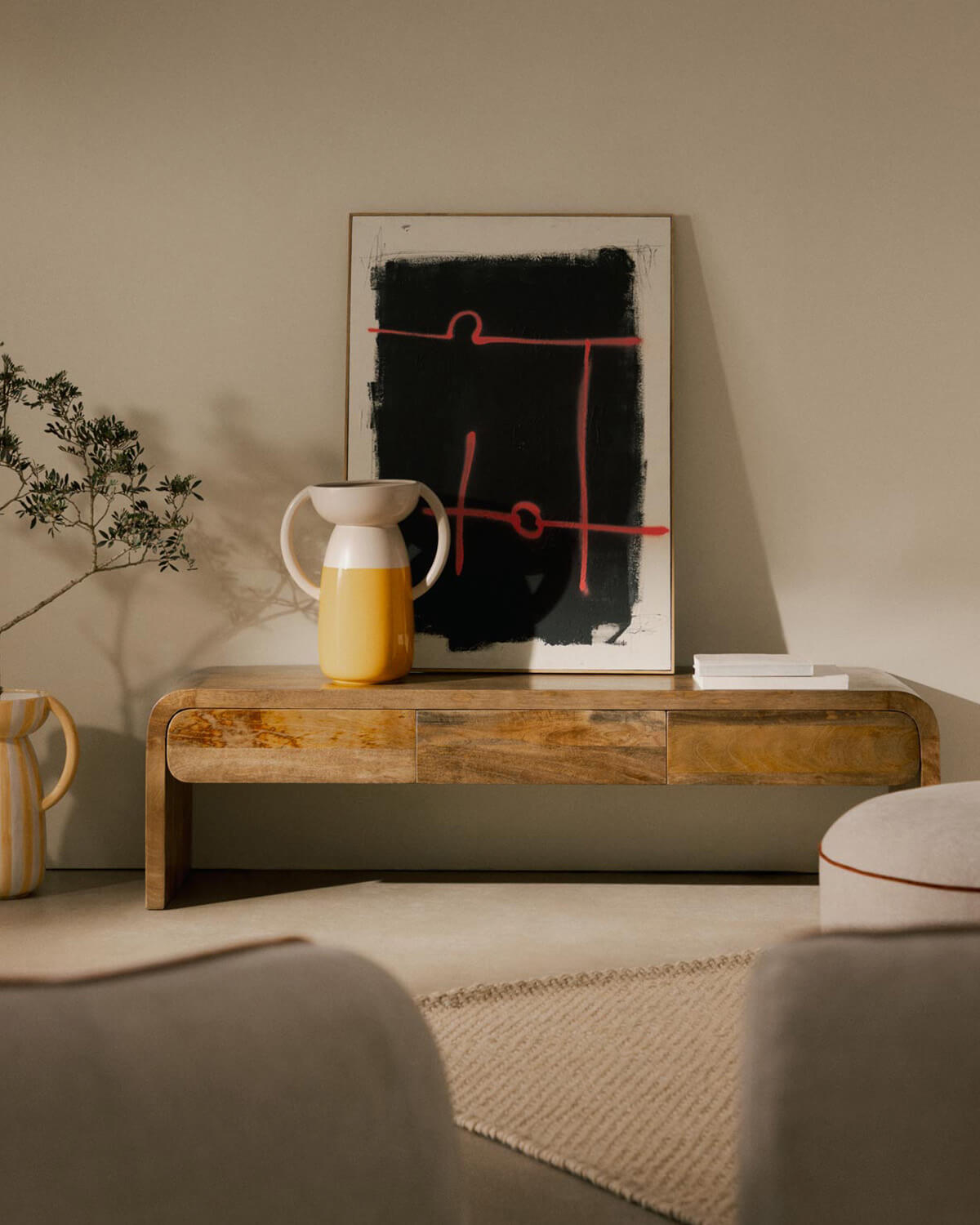 Vanile - Mueble de TV con 3 Cajones de Madera de Mango Vanile
