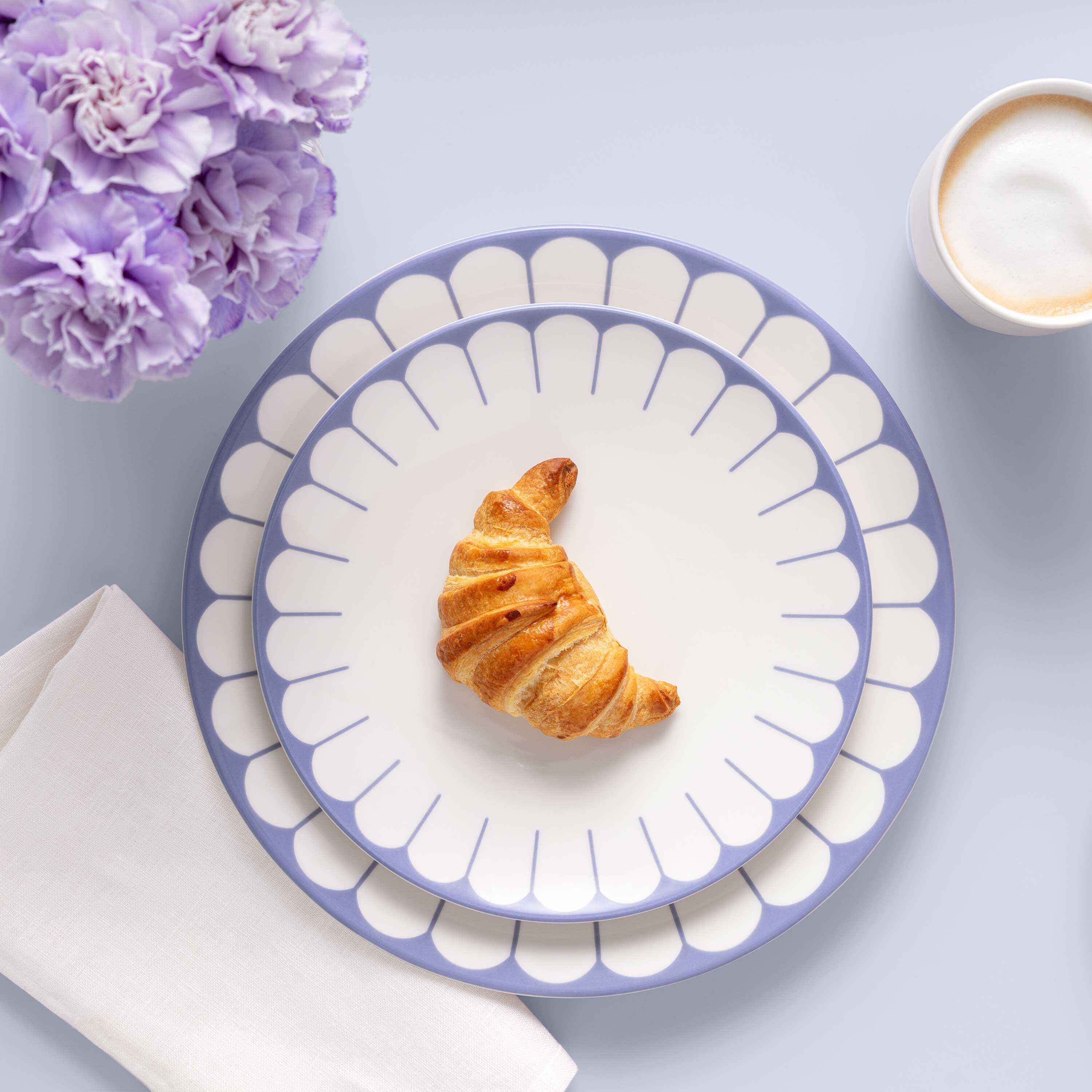 Fleur Salad/ Dessert Plate - Blue, 8.4'', Premium Porcelain
