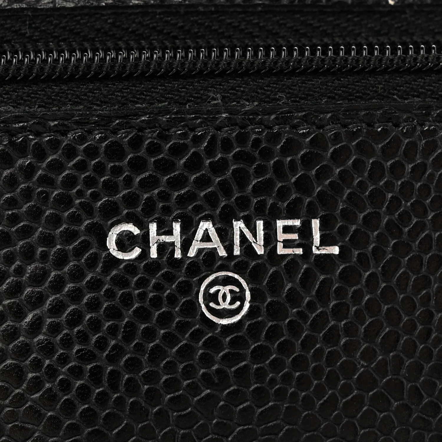 Caviar Quilted Wallet on Chain WOC Black