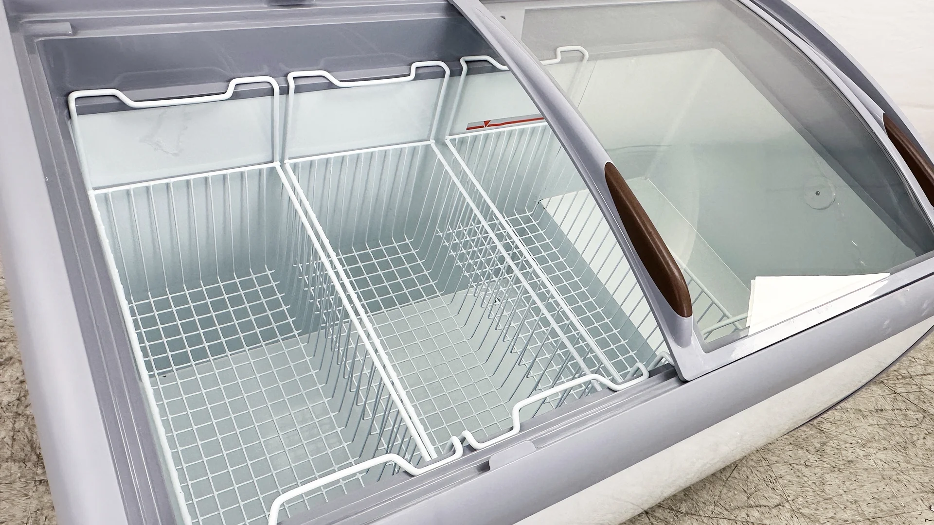 Elite Kitchen Supply 9.2 cu ft Commercial Ice Cream Freezer, White