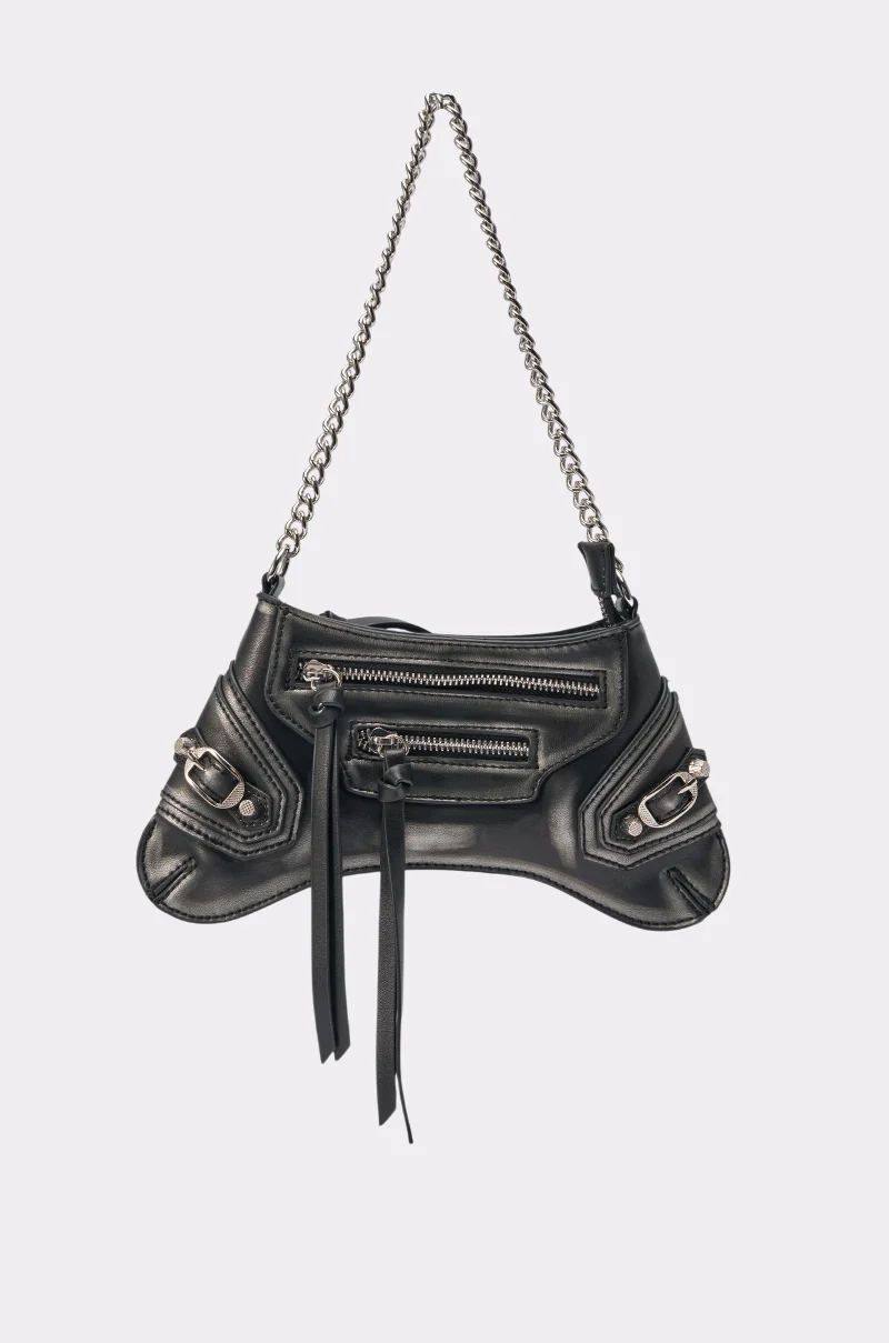 VINTAGE VIBES DISTRESSED PURSE - Akira Store