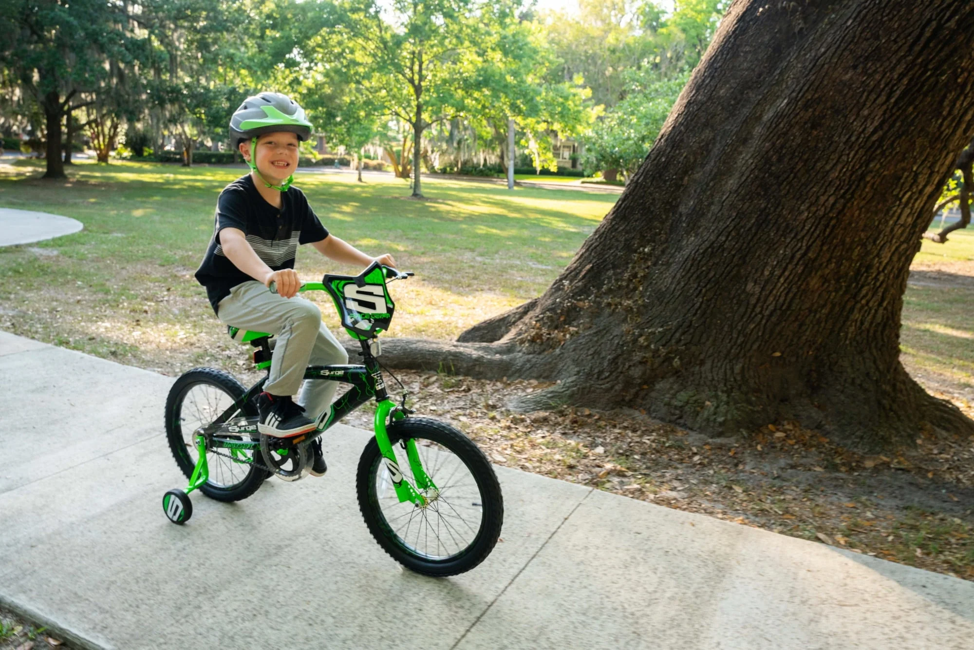Dynacraft Surge 18 inch Boys Bike for Ages 6 9 Years Image 9