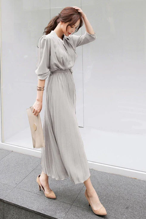 Robe à manches bouffantes en chiffon plissé