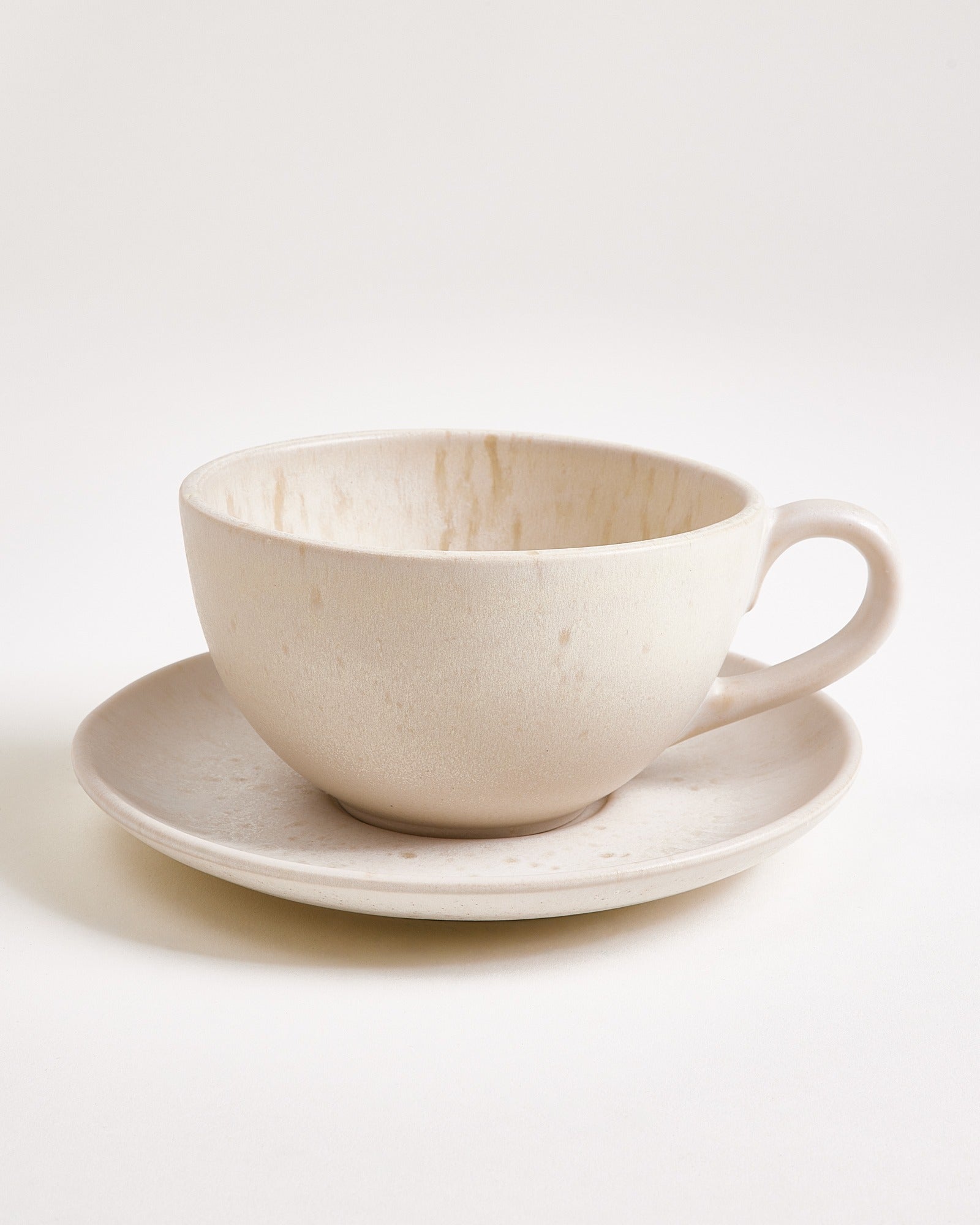 SINTRA - LARGE TEA MUG & SAUCER CLASSIC SAND SET OF 4