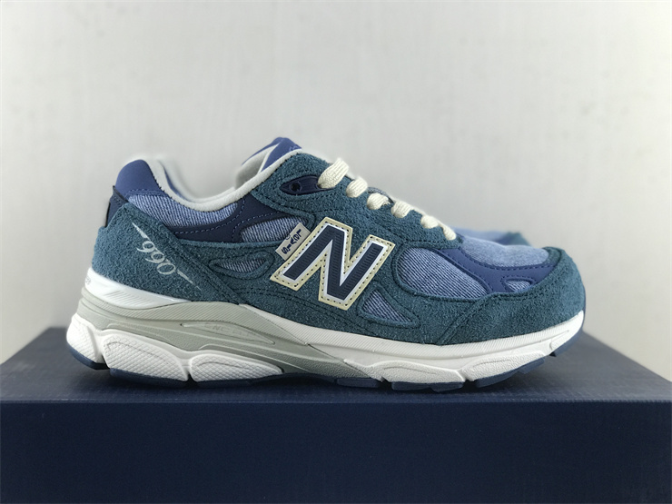 New Balance 990