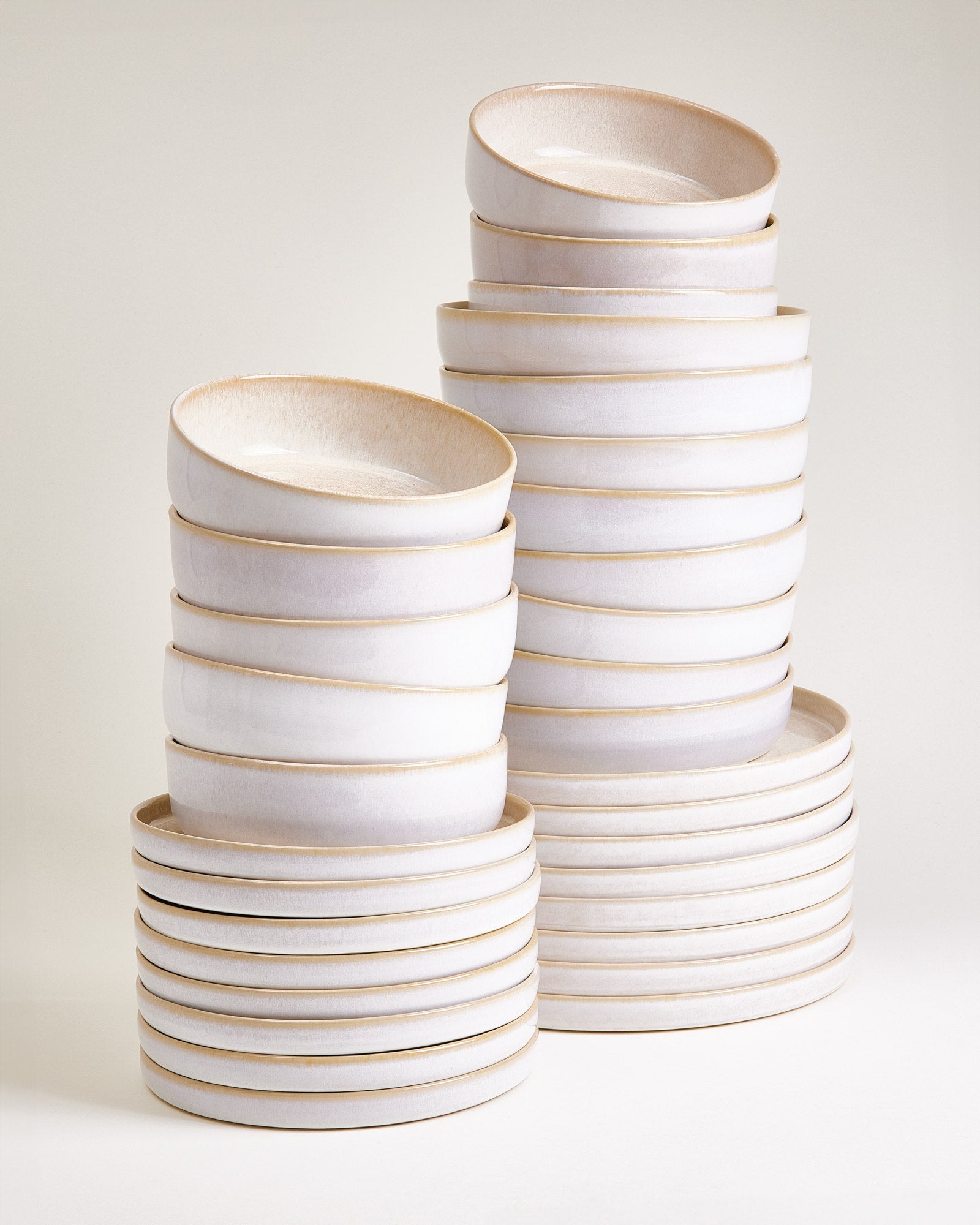 CORDOAMA - TABLEWARE SET MODERN SAND 32 PIECES