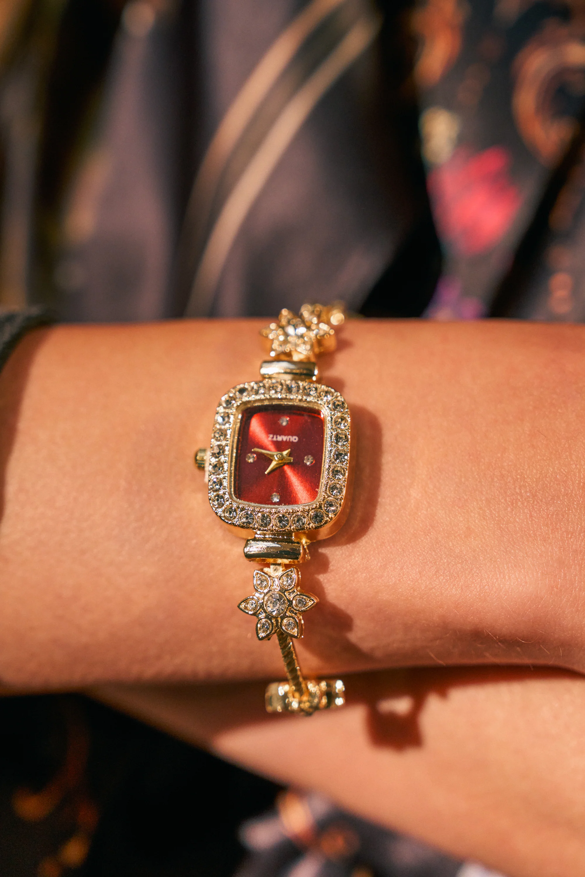 ELEGANCE WATCH - Akira Store
