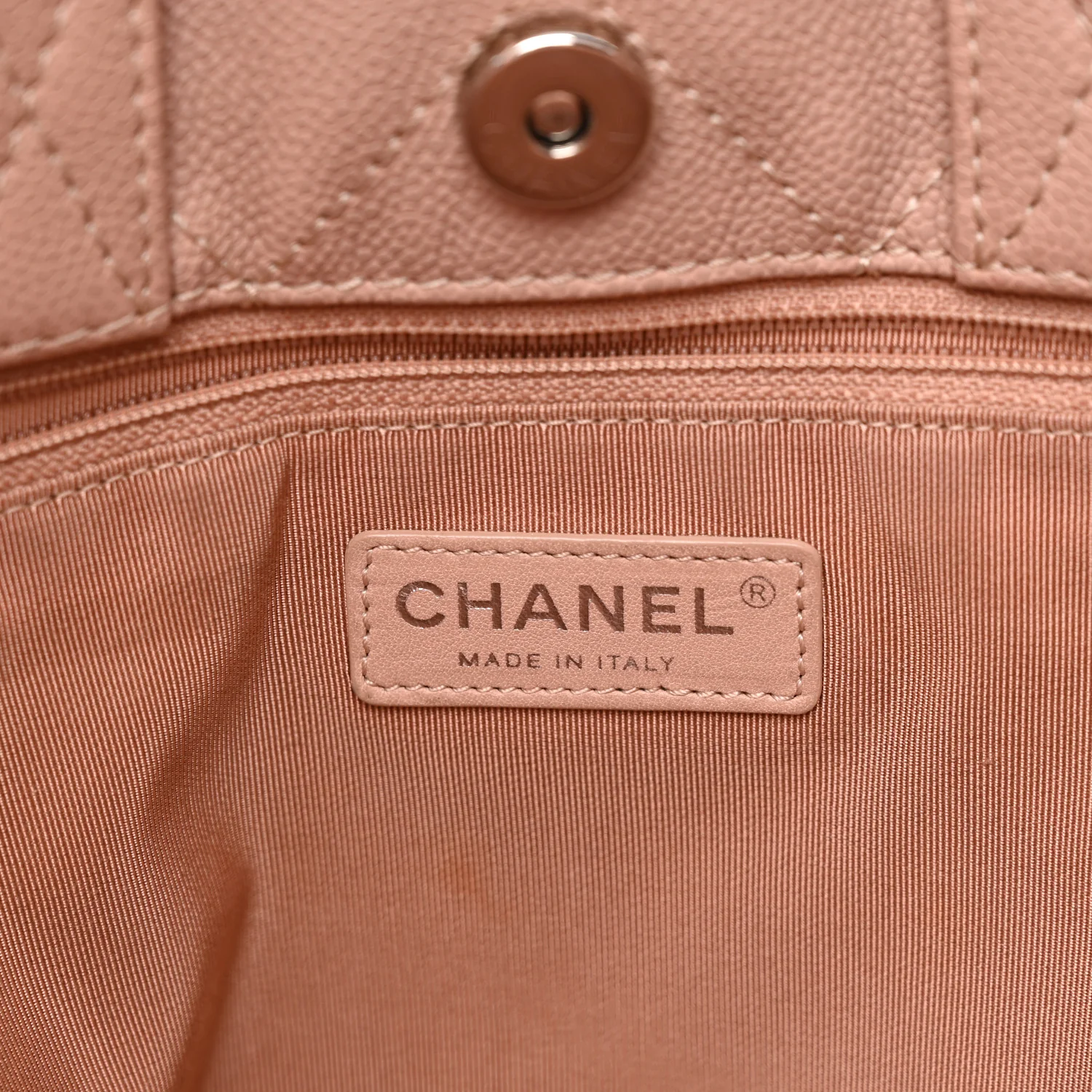 Caviar Quilted Shopping Tote Pink