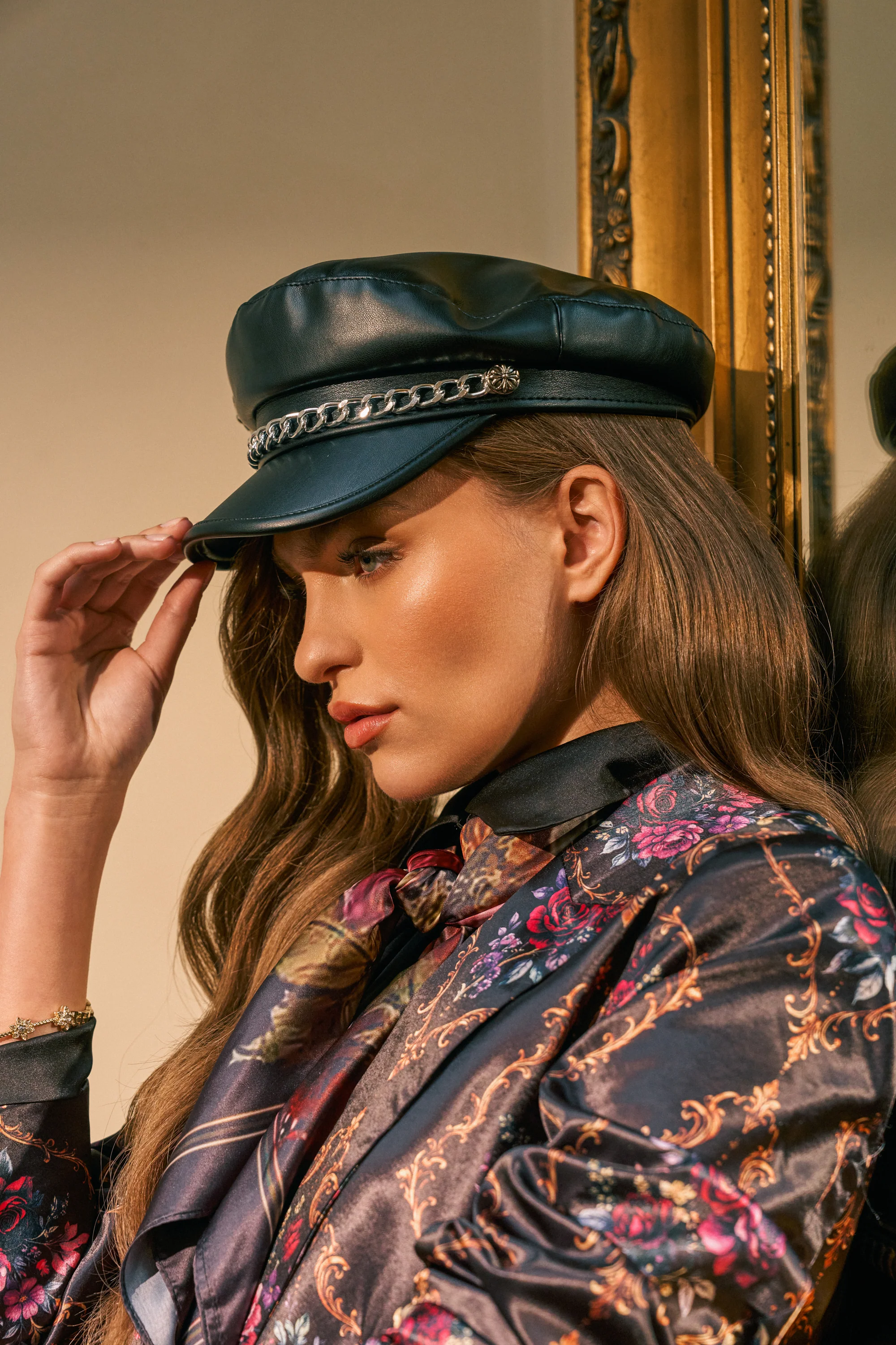 CROSS ME BRIM HAT - Akira Store