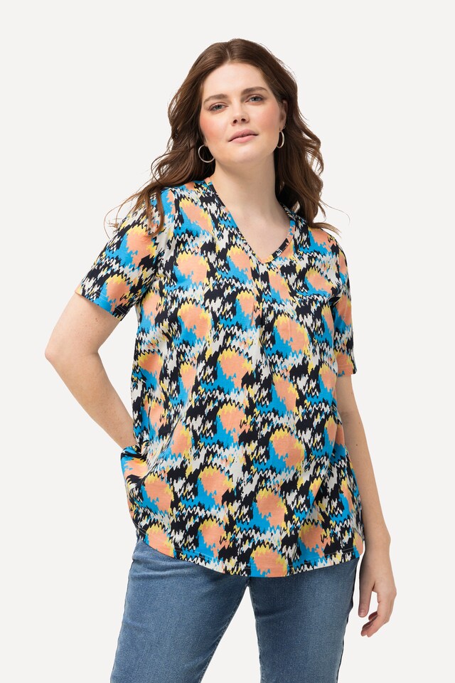 Abstract Print Short Sleeve V-Neck Tee