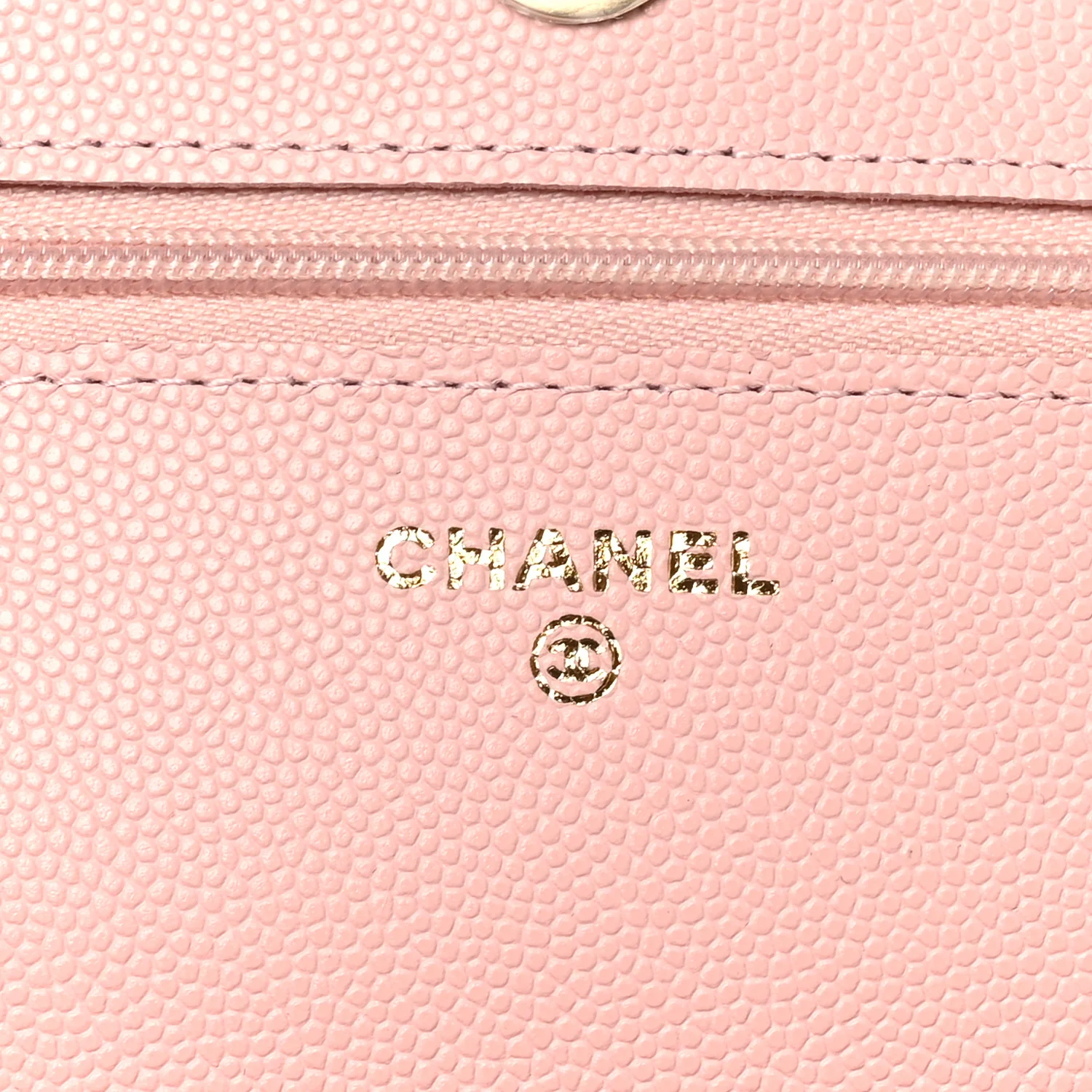 Caviar Quilted Wallet on Chain WOC Light Pink
