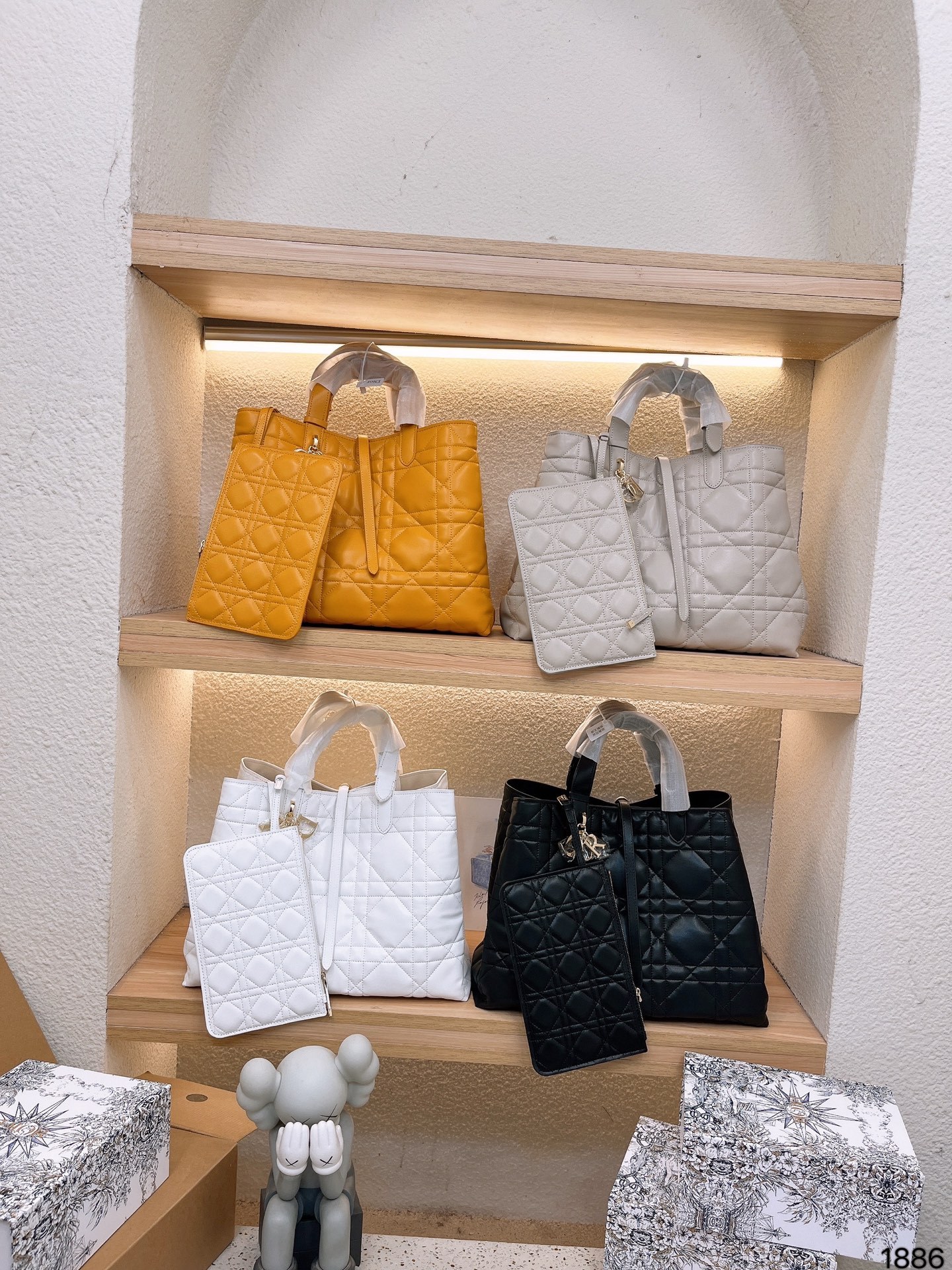D D TOUJOURS new arrival tote bag size: 34 * 27 cm