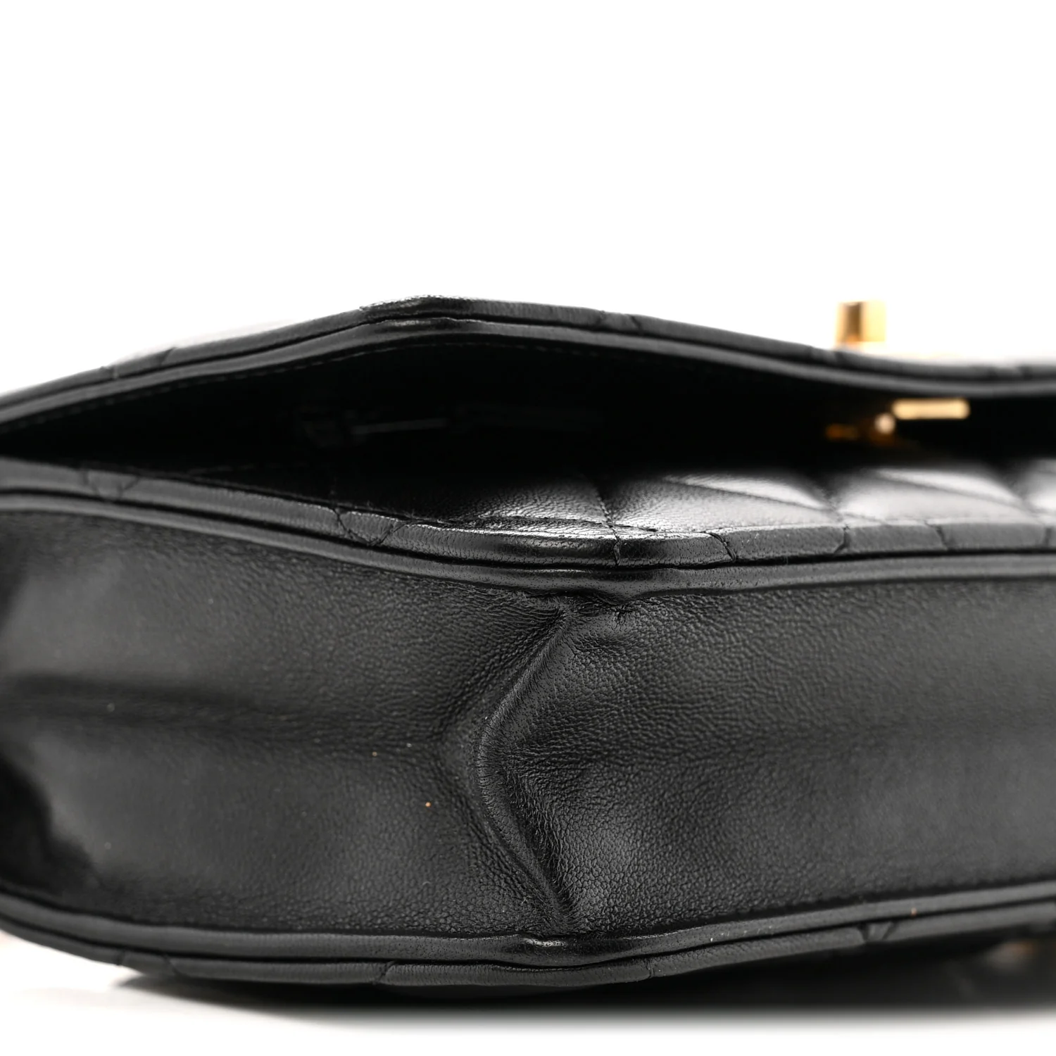 Lambskin Quilted CC Pearl Crush Wallet on Chain WOC Black