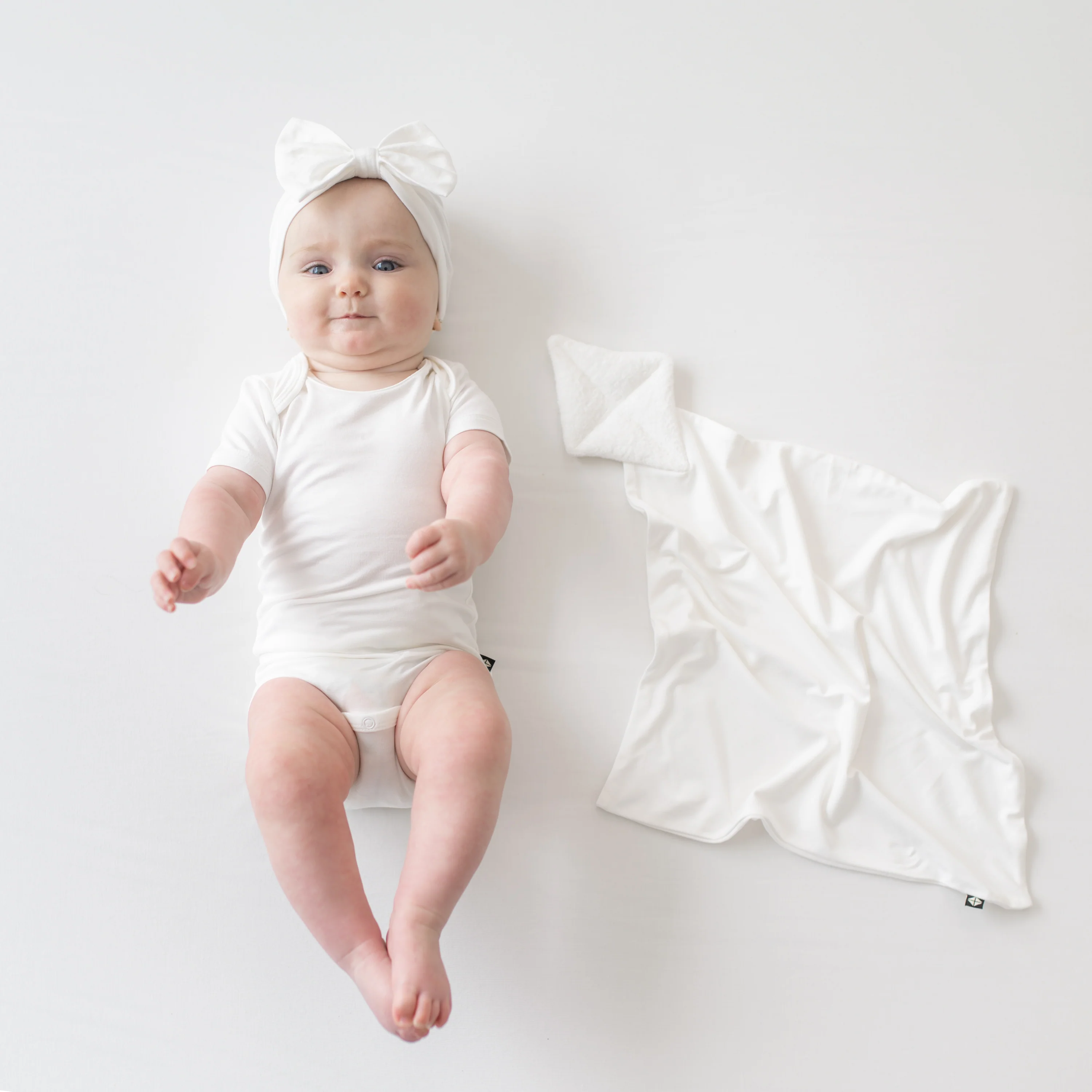 Kite Lovey in Cloud