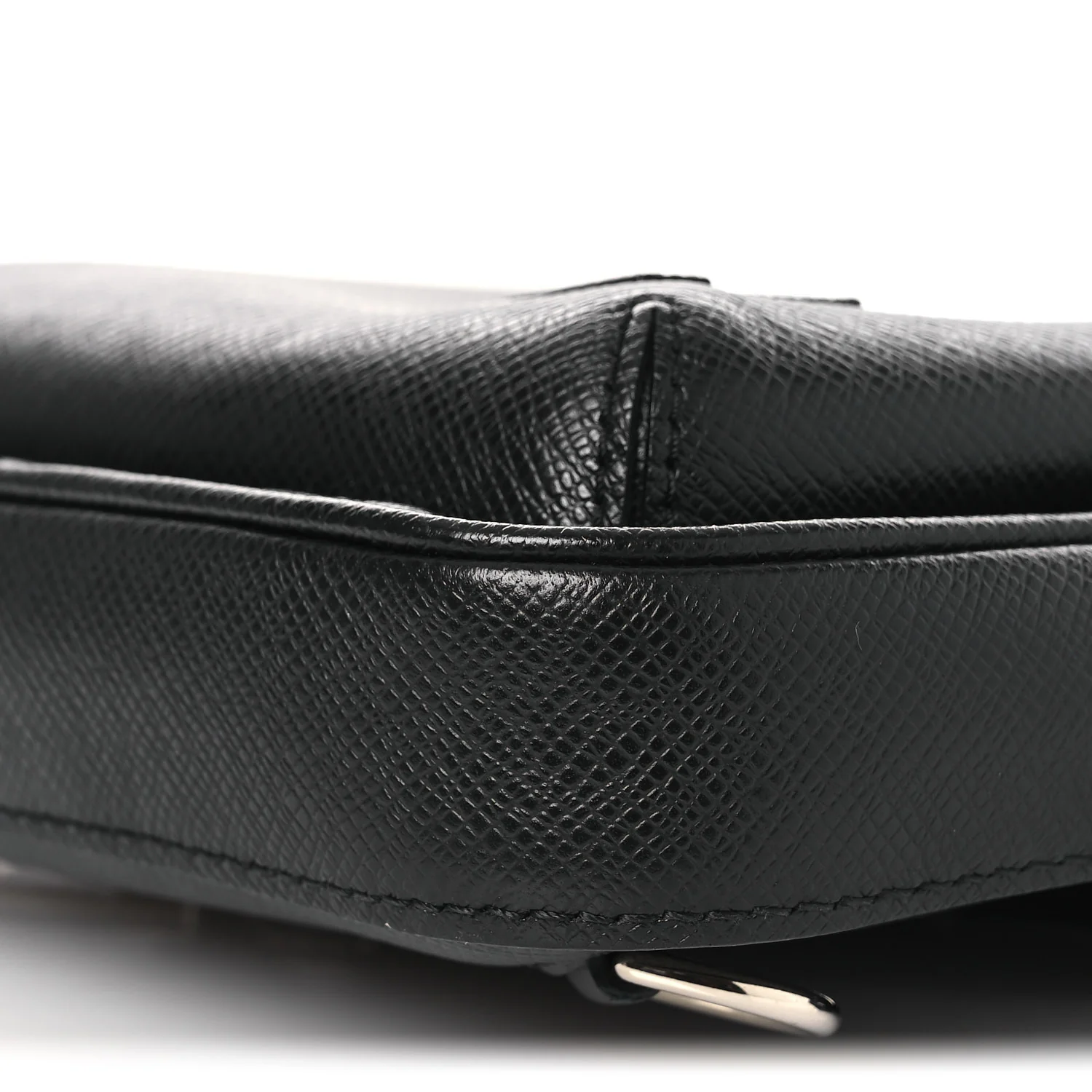 Taiga Avenue Sling Bag NM Black