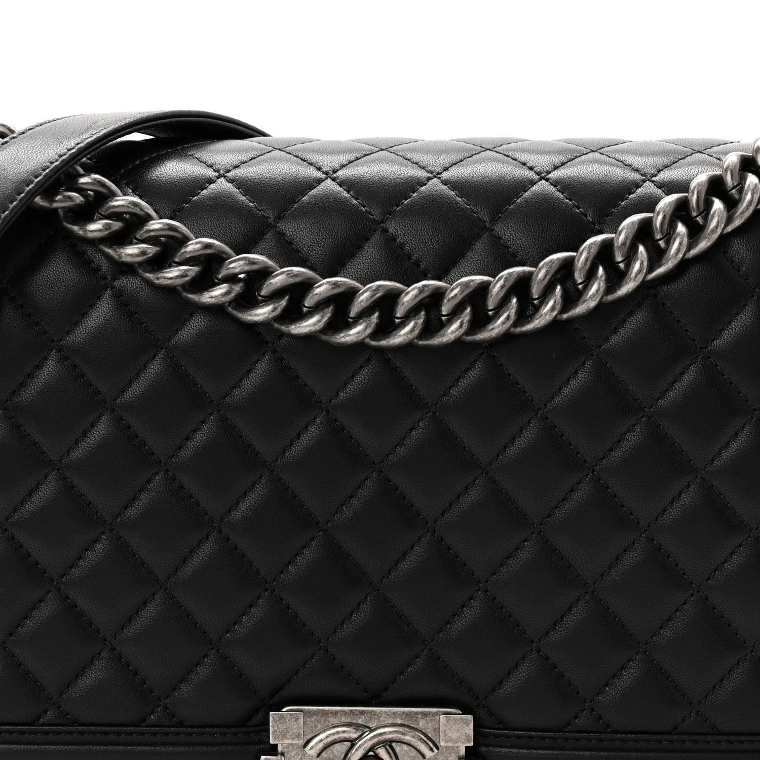 Lambskin Quilted New Medium Boy Flap Black