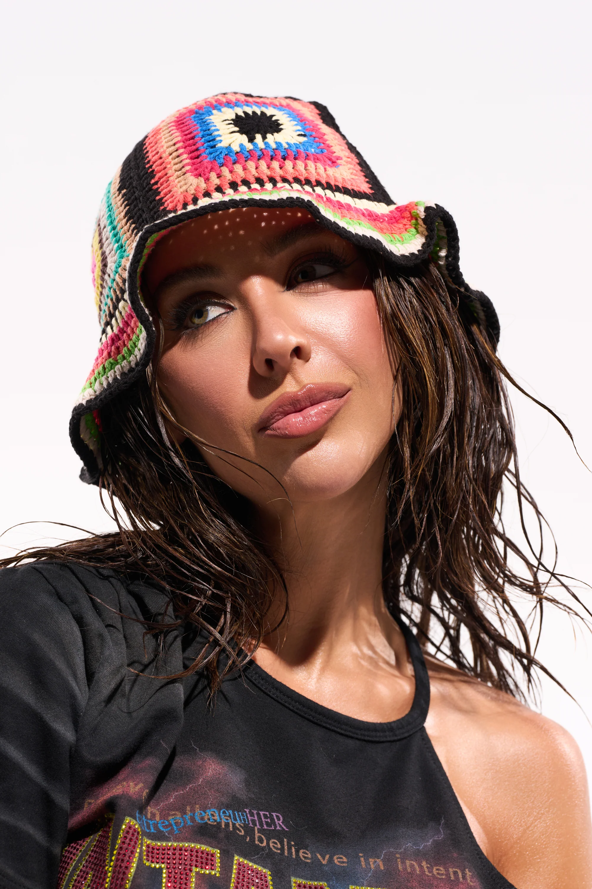 DND CROCHET BUCKET HAT - Akira Store
