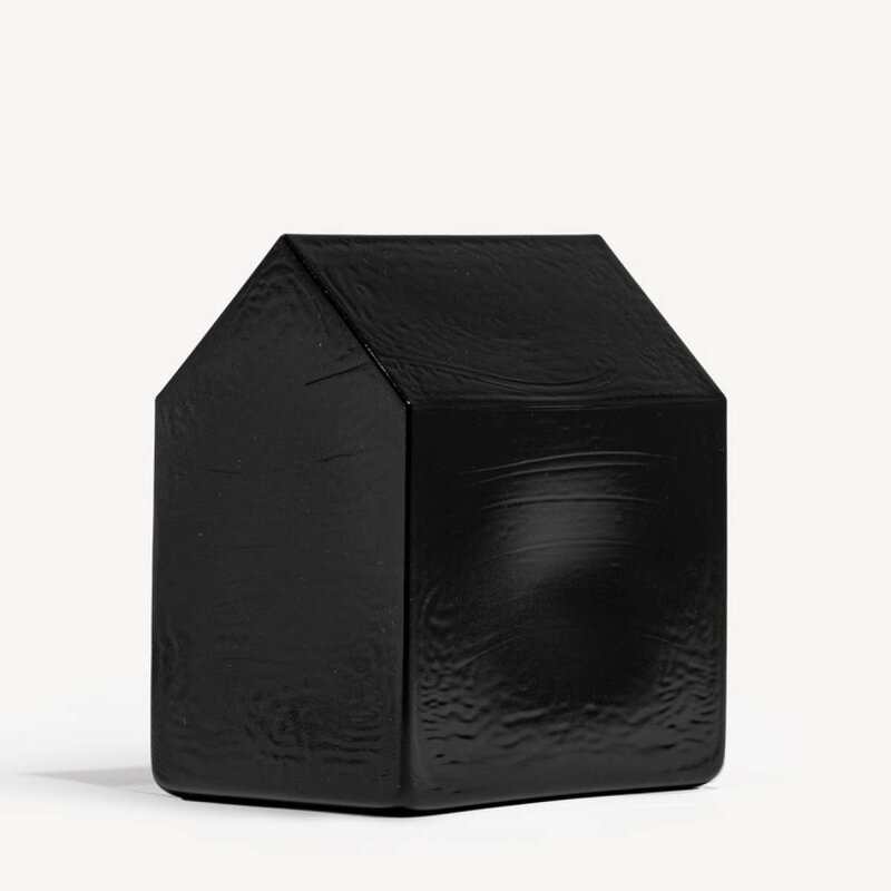 Kosta Huset 13,8 cm svart