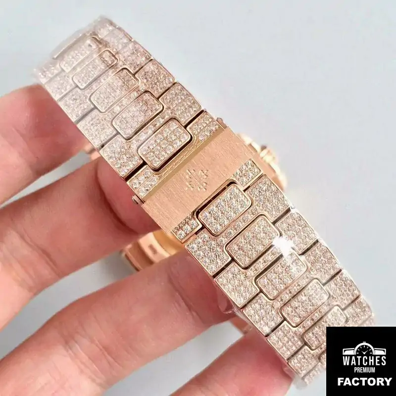 Patek Philippe Nautilus Jumbo 5719 / 10G-010 Rose Gold Full Diamond Dial