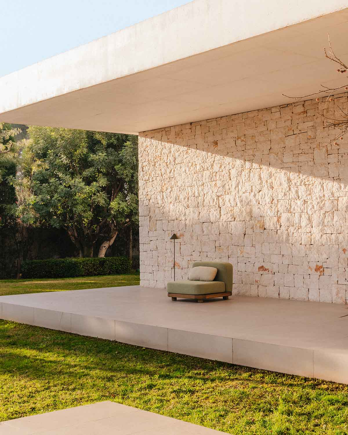 Redik - Módulo Central de Jardín de Madera de Acacia y Tela para Sofá Modular Redik