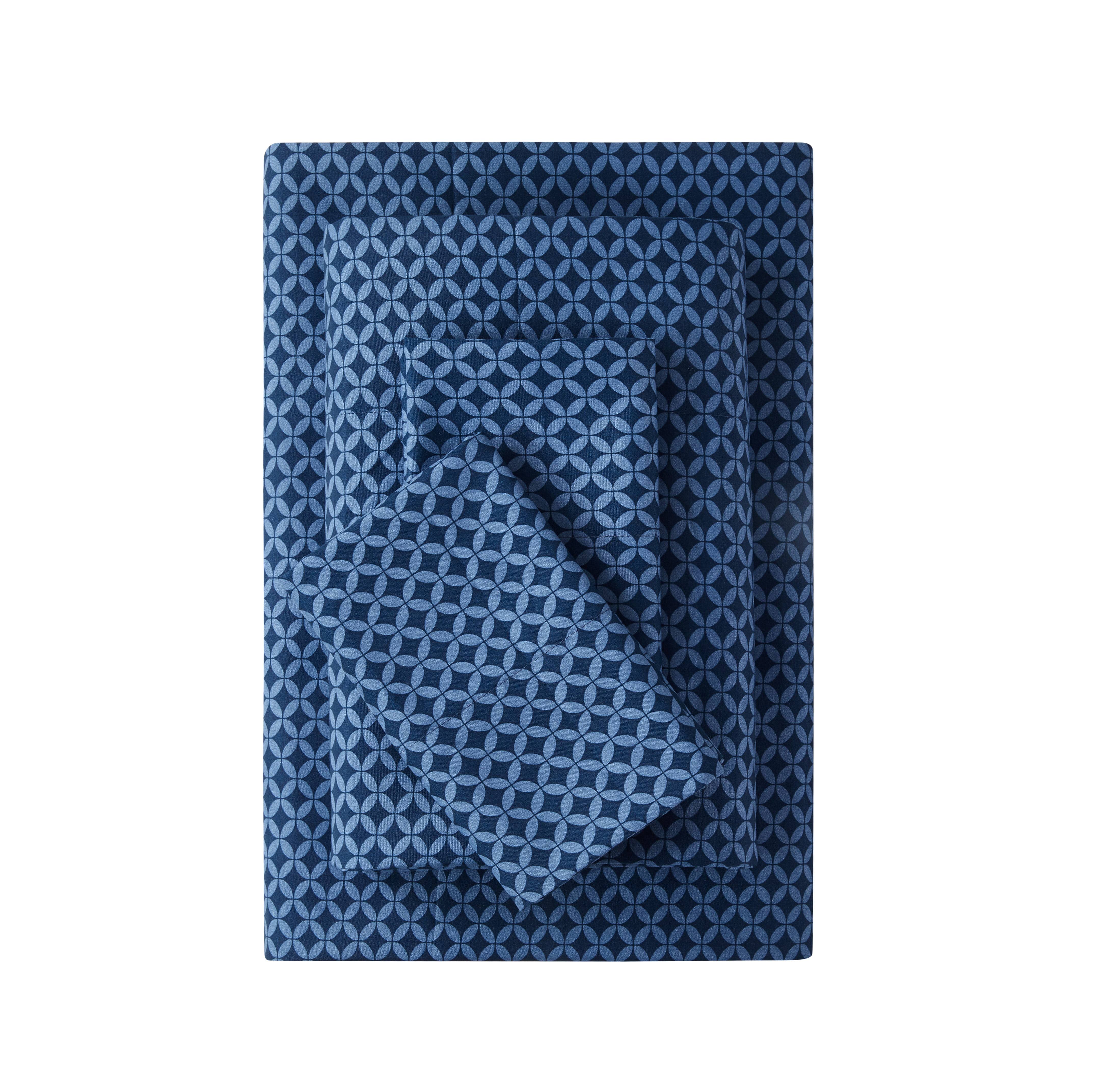 Mainstays Soft Wrinkle Resistant Microfiber Twin/Twin XL Navy Geo Sheet Set, Blue