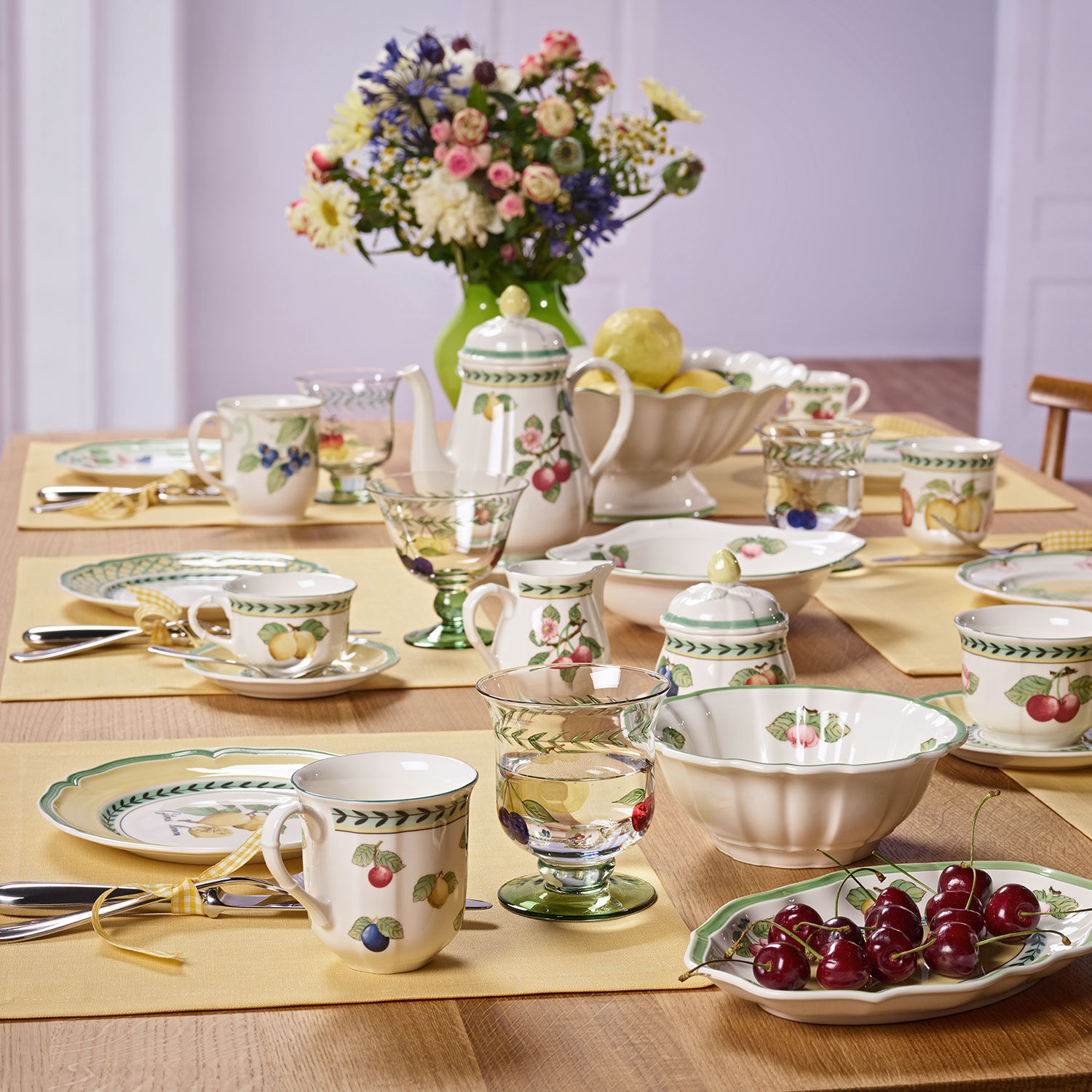 French Garden Creamer - Multi-colored, 6.8 oz, Premium Porcelain
