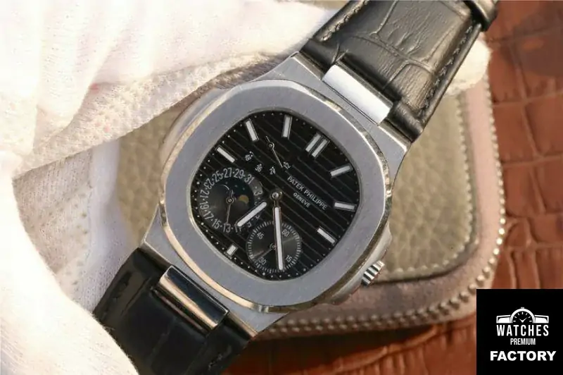 Patek Philippe Nautilus Moonphase 5712G-001 Black Dial