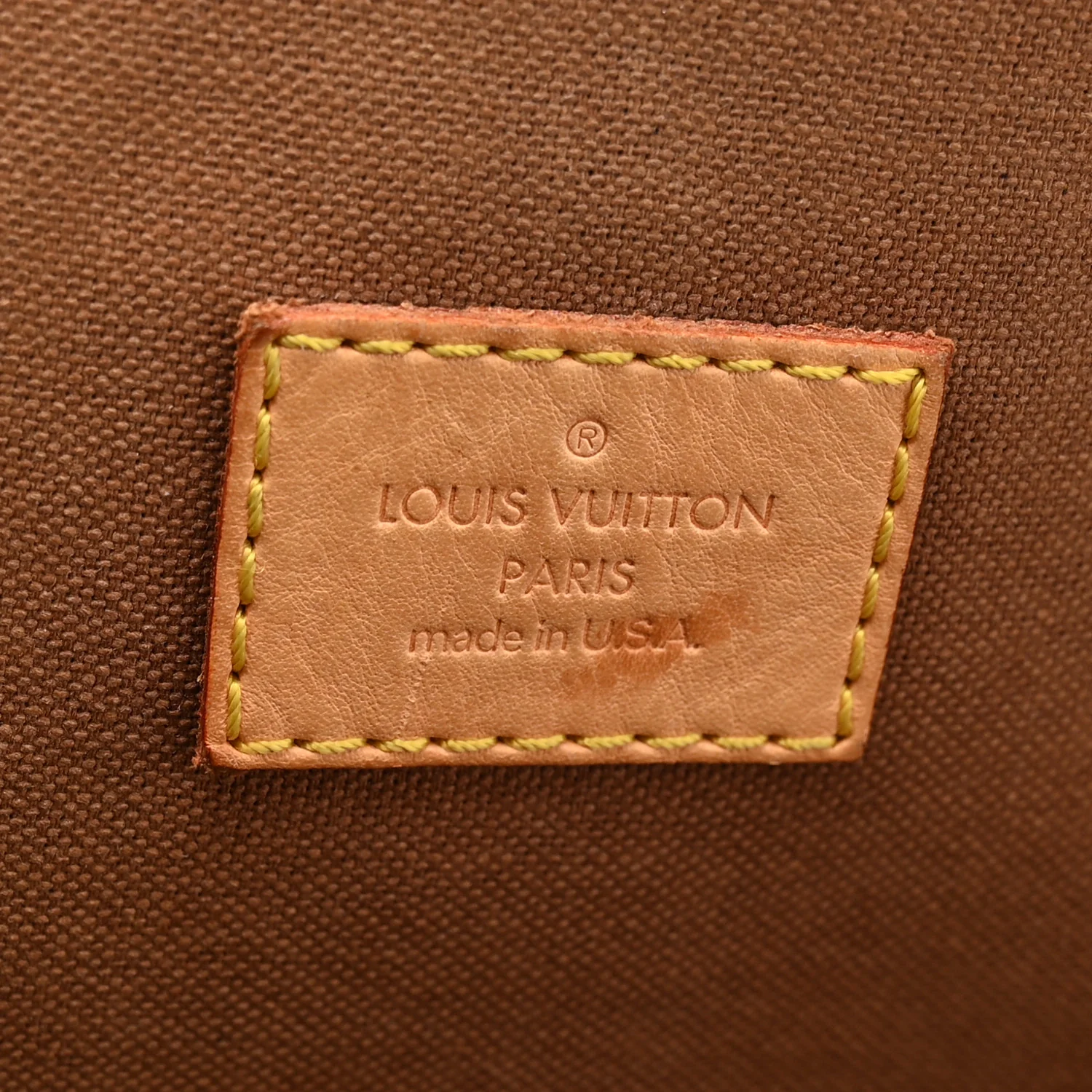 Monogram Lockit Vertical