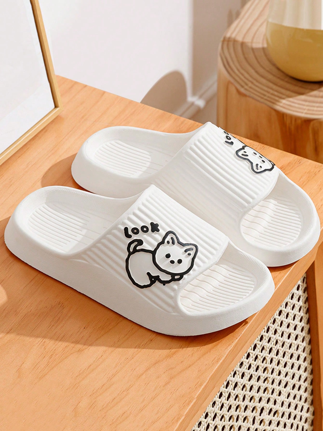 Sandales à bride unique pour femmes, motif dessin animé, sandales d'été tendance en EVA