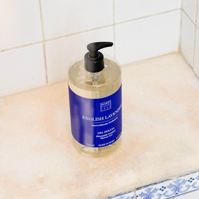 Old English dusjgele 750 ml Lavendel