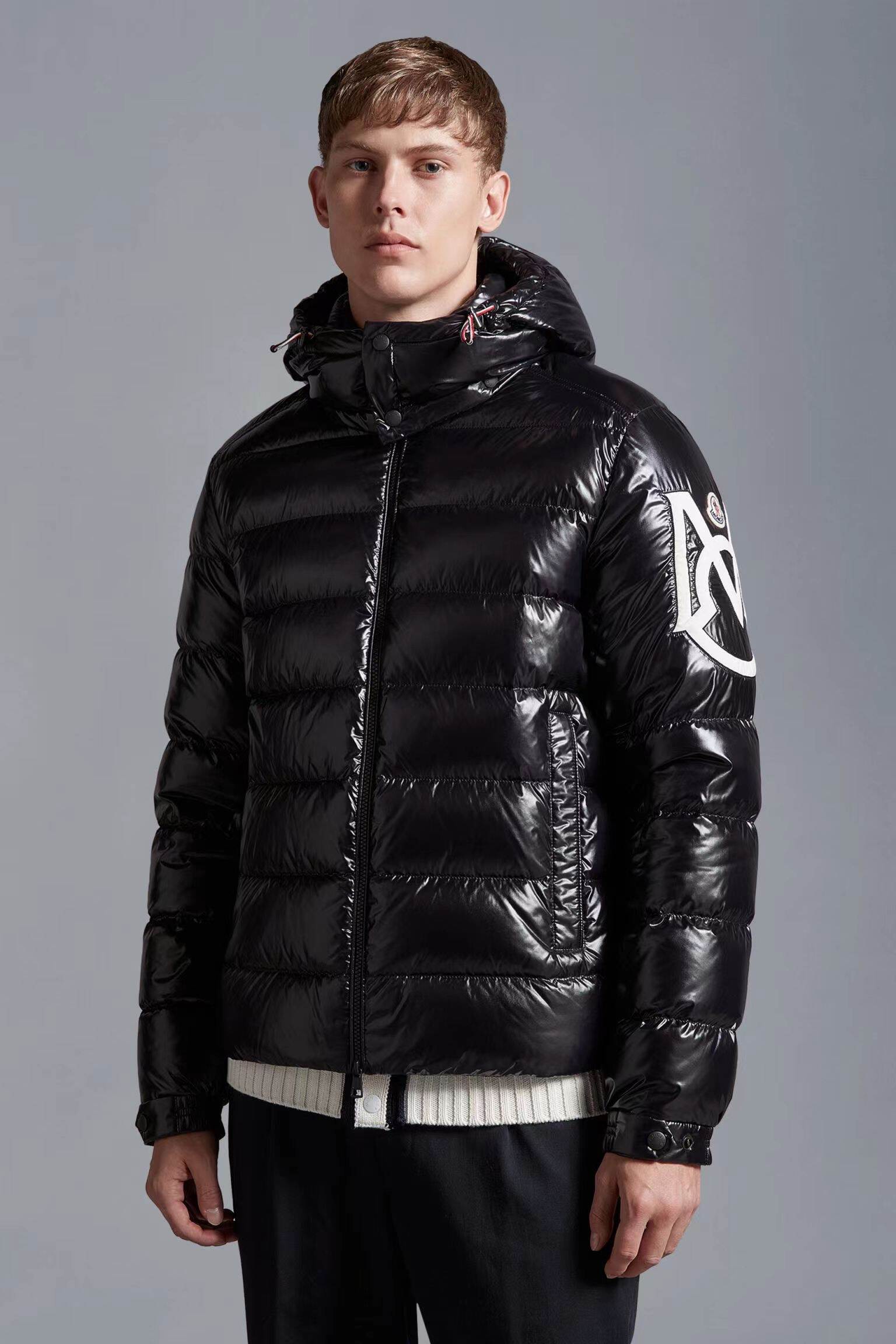 【公式認定ストア】MONCLER  Saulx モンクレール 定番ダウンコート 限定発売中！多くの著名人やセレブに愛用されています! 爆買い！即完売必至