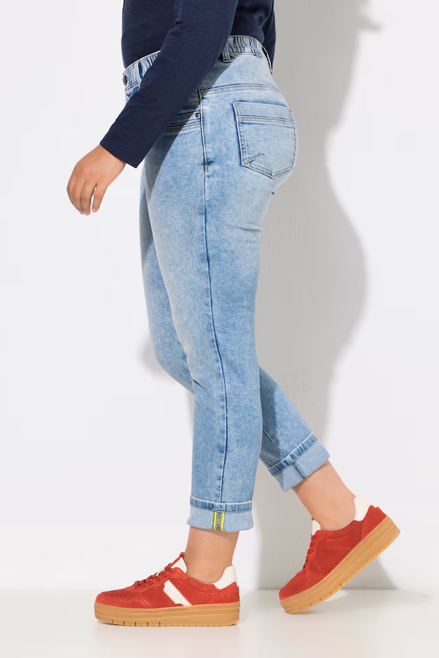 Slim Leg Jeans