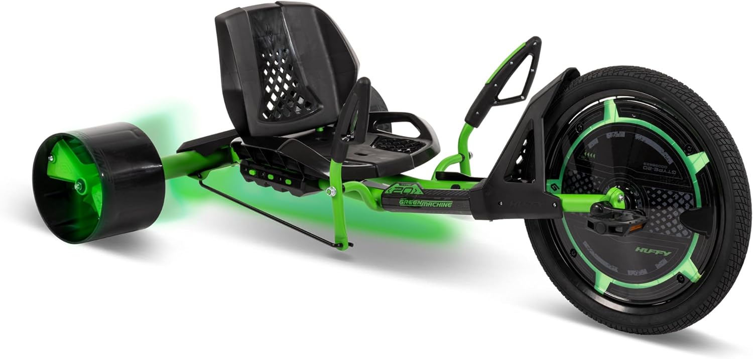 Tricycle drift de 20 pouces, aux lignes fluides et au design confortable, siège réglable, cadre en acier robuste, facile à utiliser, convient aux enfants de plus de 8 ans, équipé d'un éclairage LED et de freins à pied, disponible en vert et en noir.