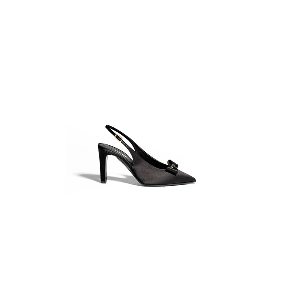 CHANEL Slingbacks