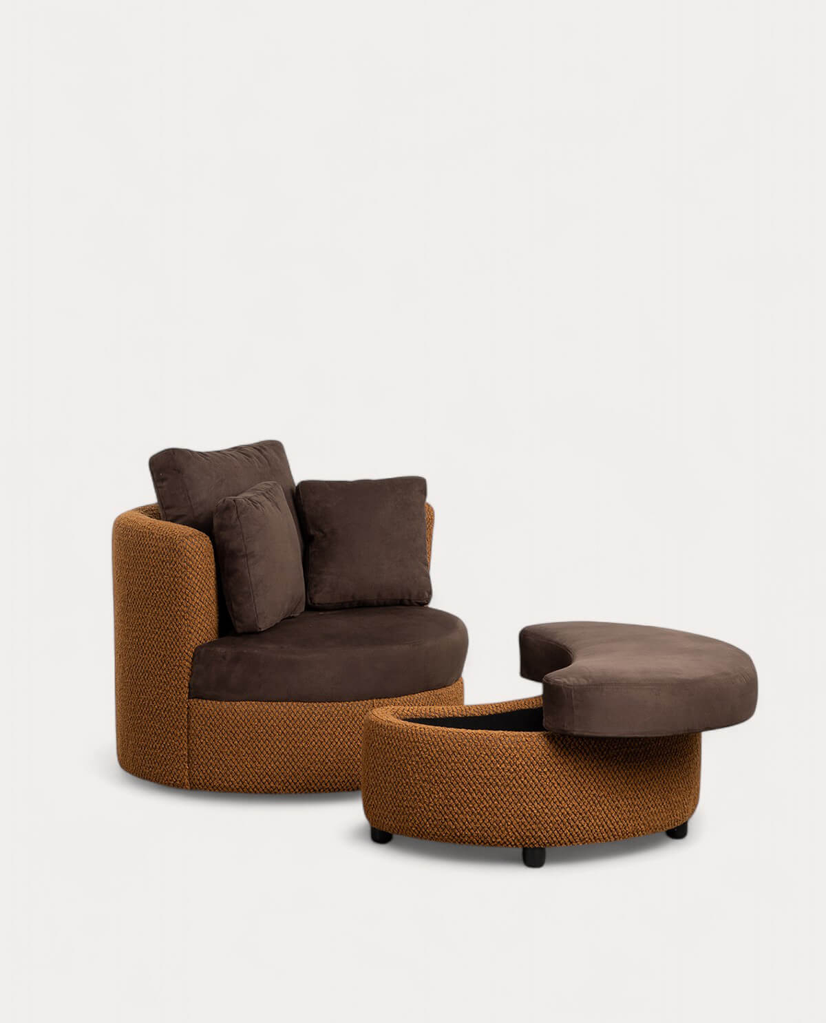 Jace - Sillón de Tela con 3 Cojines y Reposapiés Jace