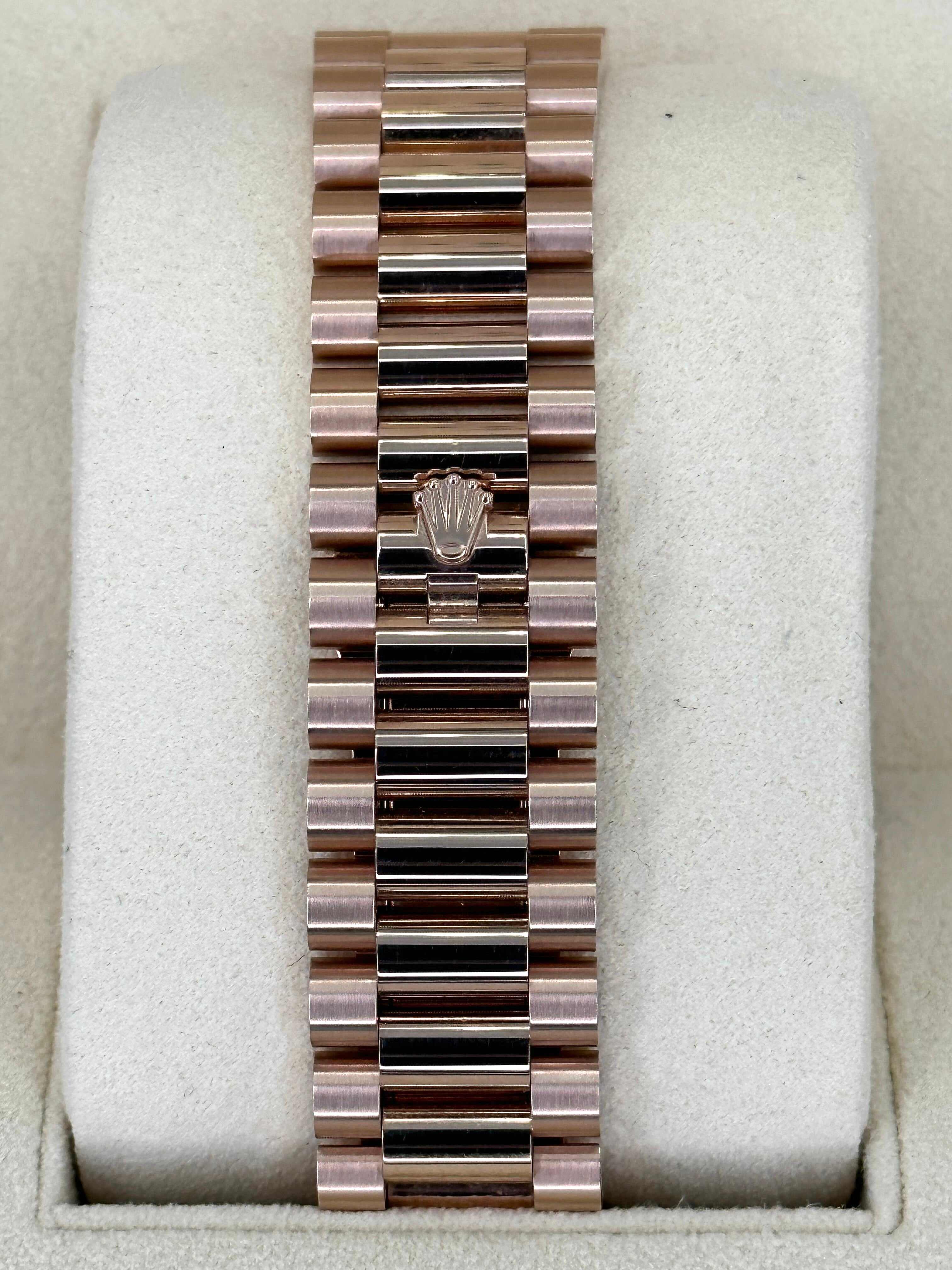 NEW 2024 ロレックス デイデイト 228235 プレジデンシャル ローズゴールド ホワイトダイヤルRolex