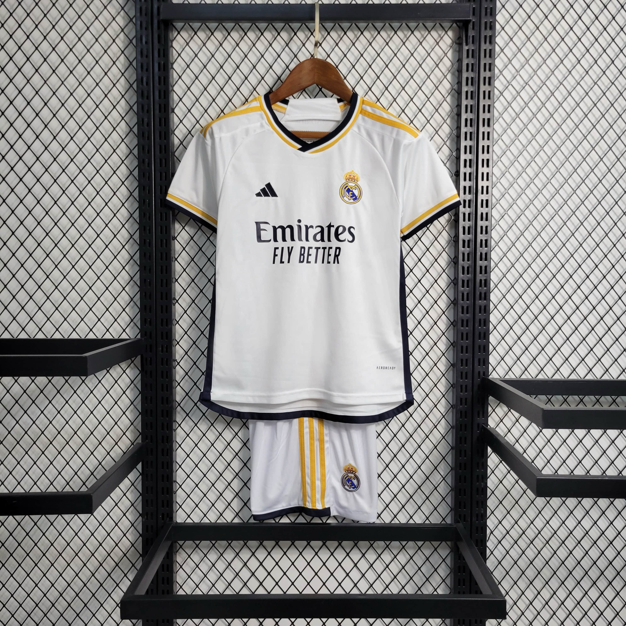 Football Jersey Guide 2024: Best Real Madrid Kids Kit