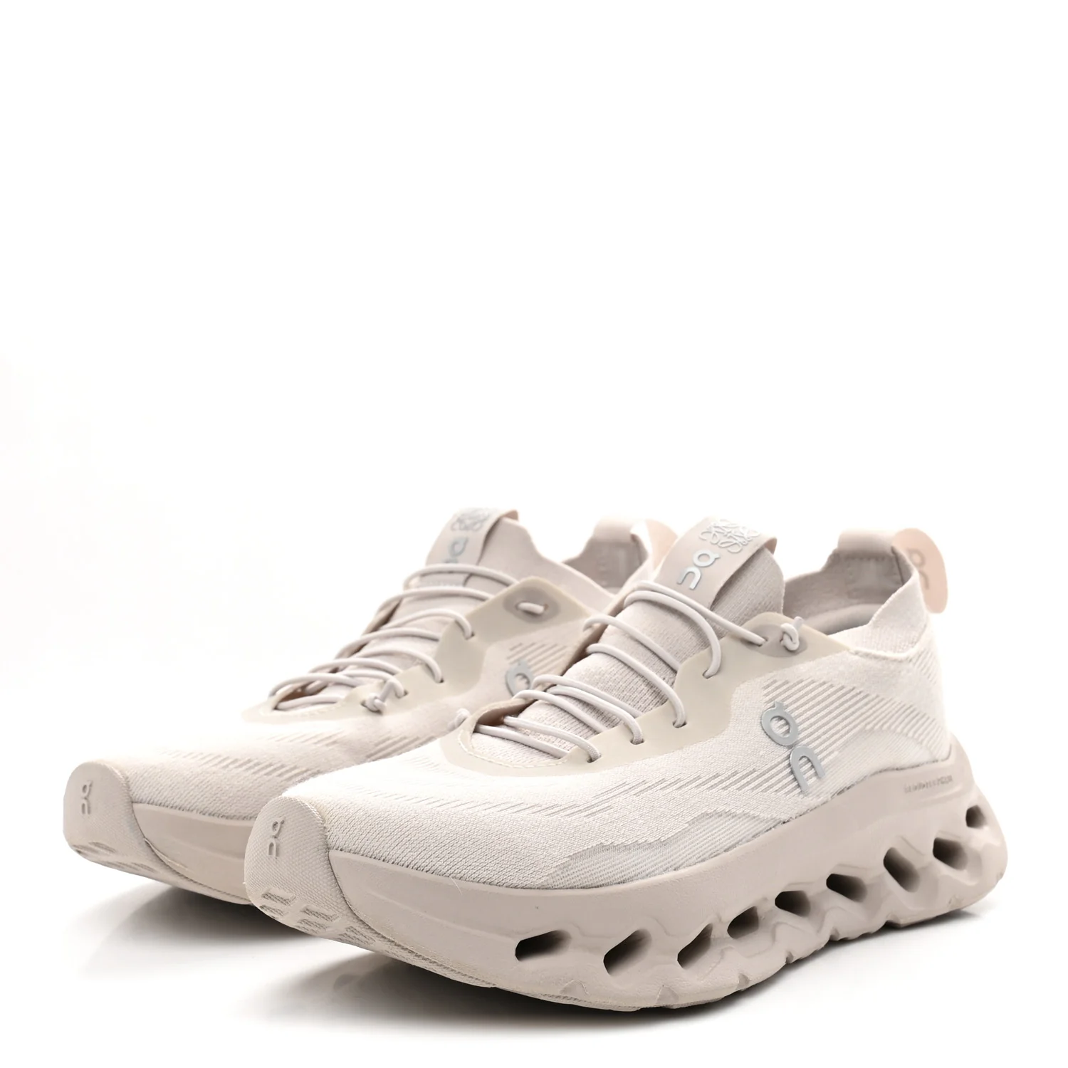 X ON Recycled Polyester Womens Cloudtilt Sneakers 38 Sand