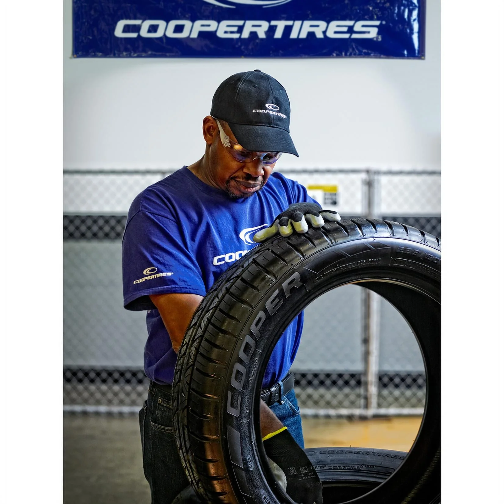 Starfire Solarus AS 225/65R17 102H All - Season Tire