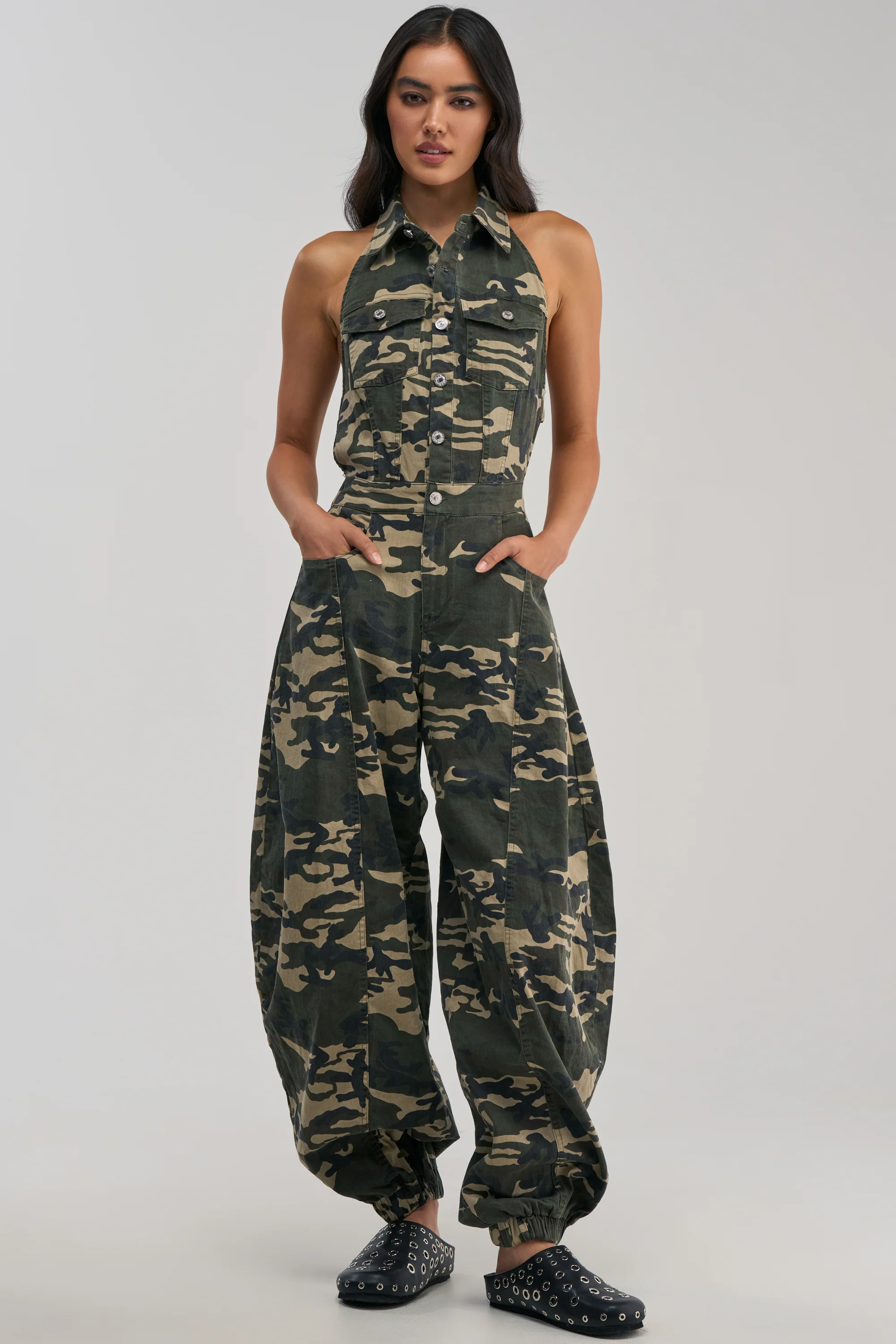 COUNT ME IN CAMO HALTER JUMPSUIT - Akira Store