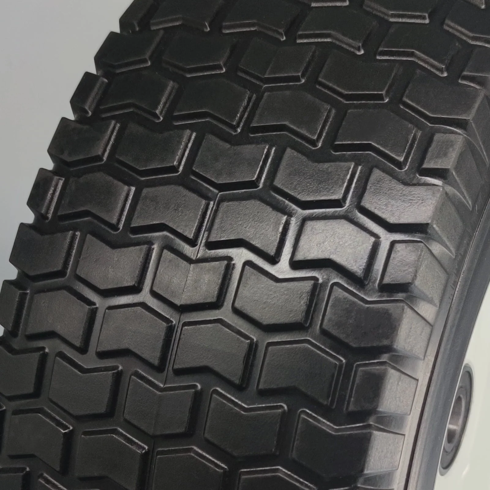 Flat Free Lawn Mower Tires 15x6.00 - 6 with 3/4 & 5/8 Bearings, 3