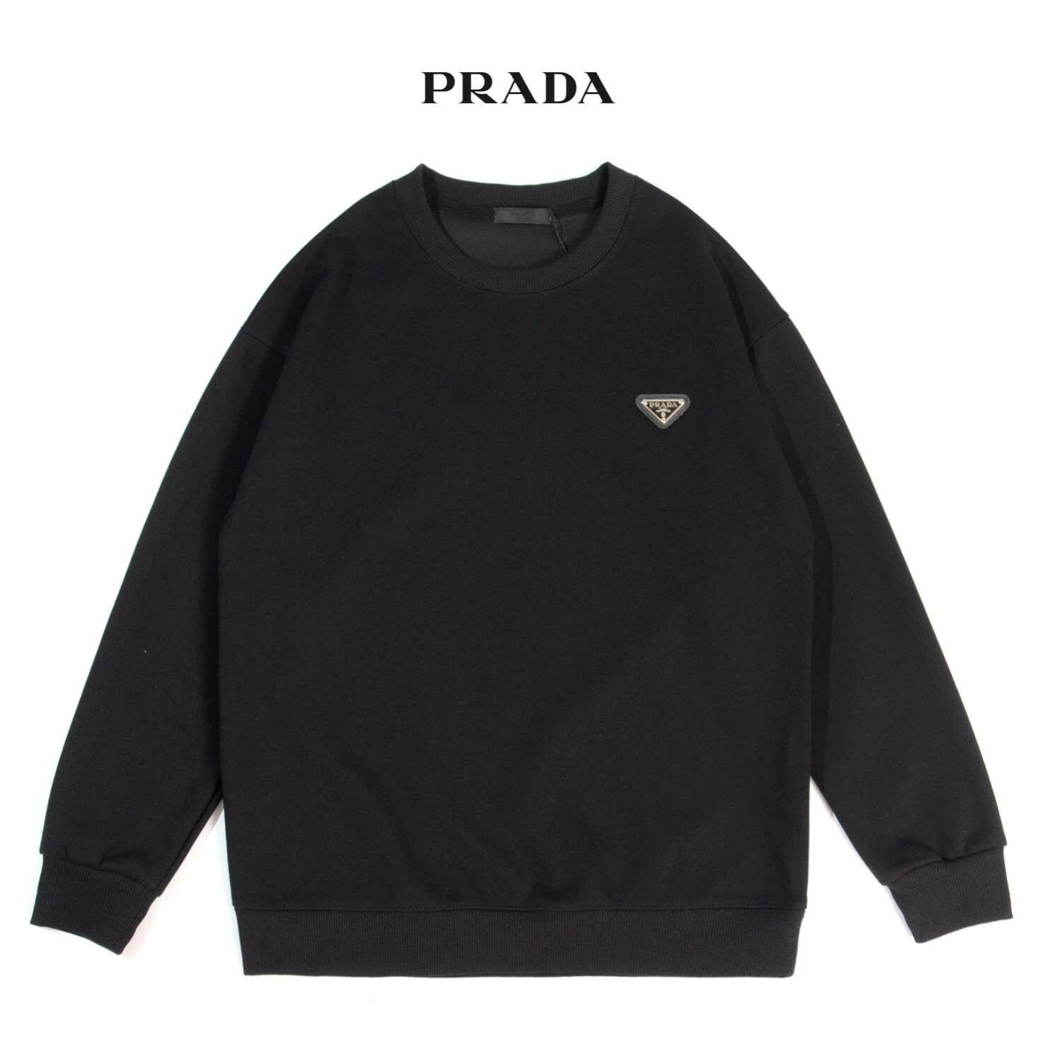 【 PRADA 旗艦店】ご好評に付き再入荷！！
