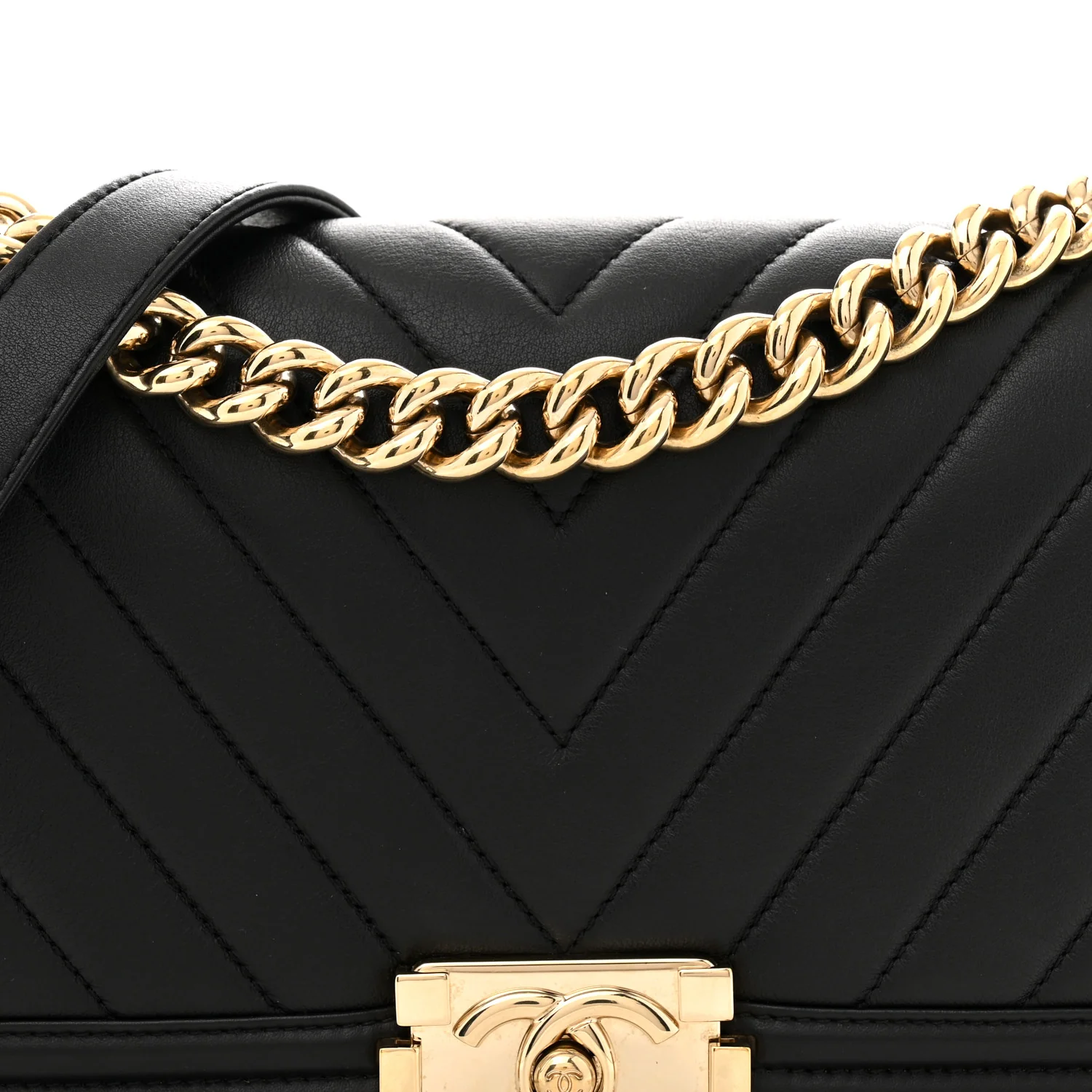 Lambskin Chevron Quilted Medium Boy Flap Black