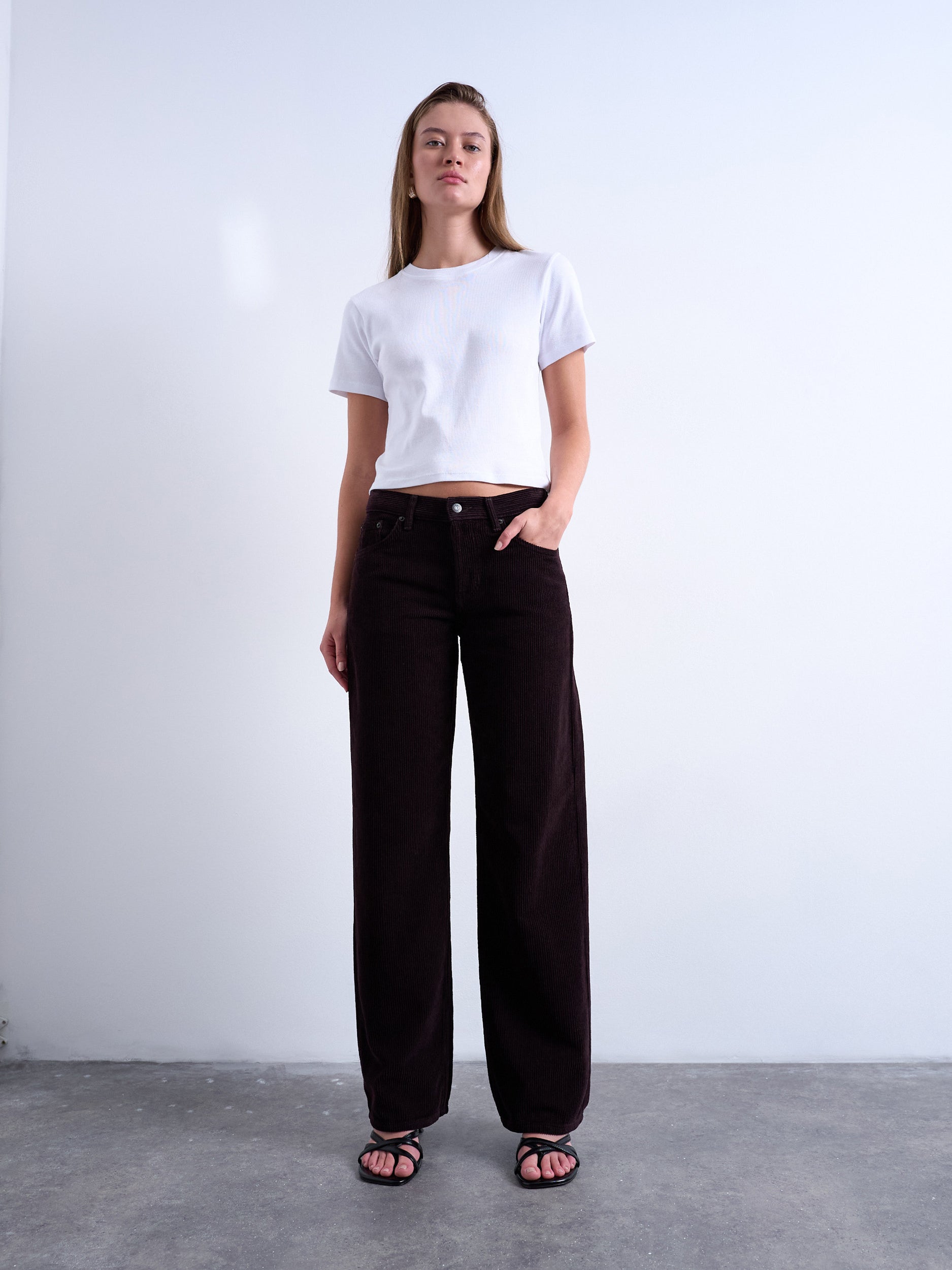 VERO MODA® TSEMBER Low rise Wide Leg Fit Jeans