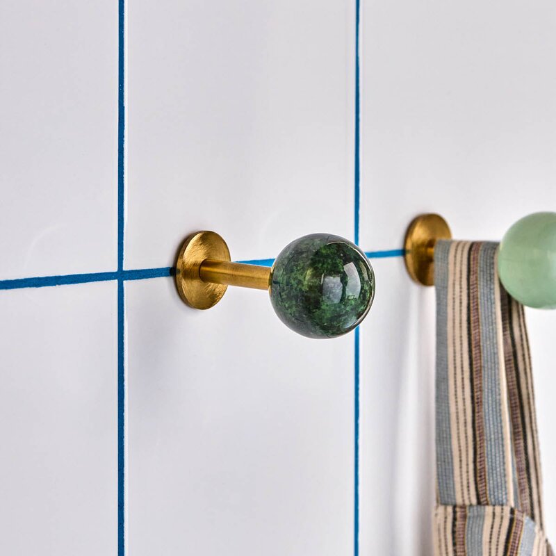 Ball knagg 8x4 cm 2 stk messing/grønn
