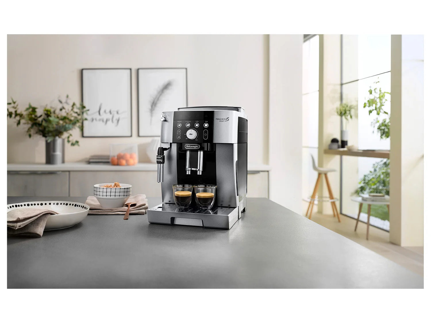 Machine à café Delonghi ECAM250.23.SB