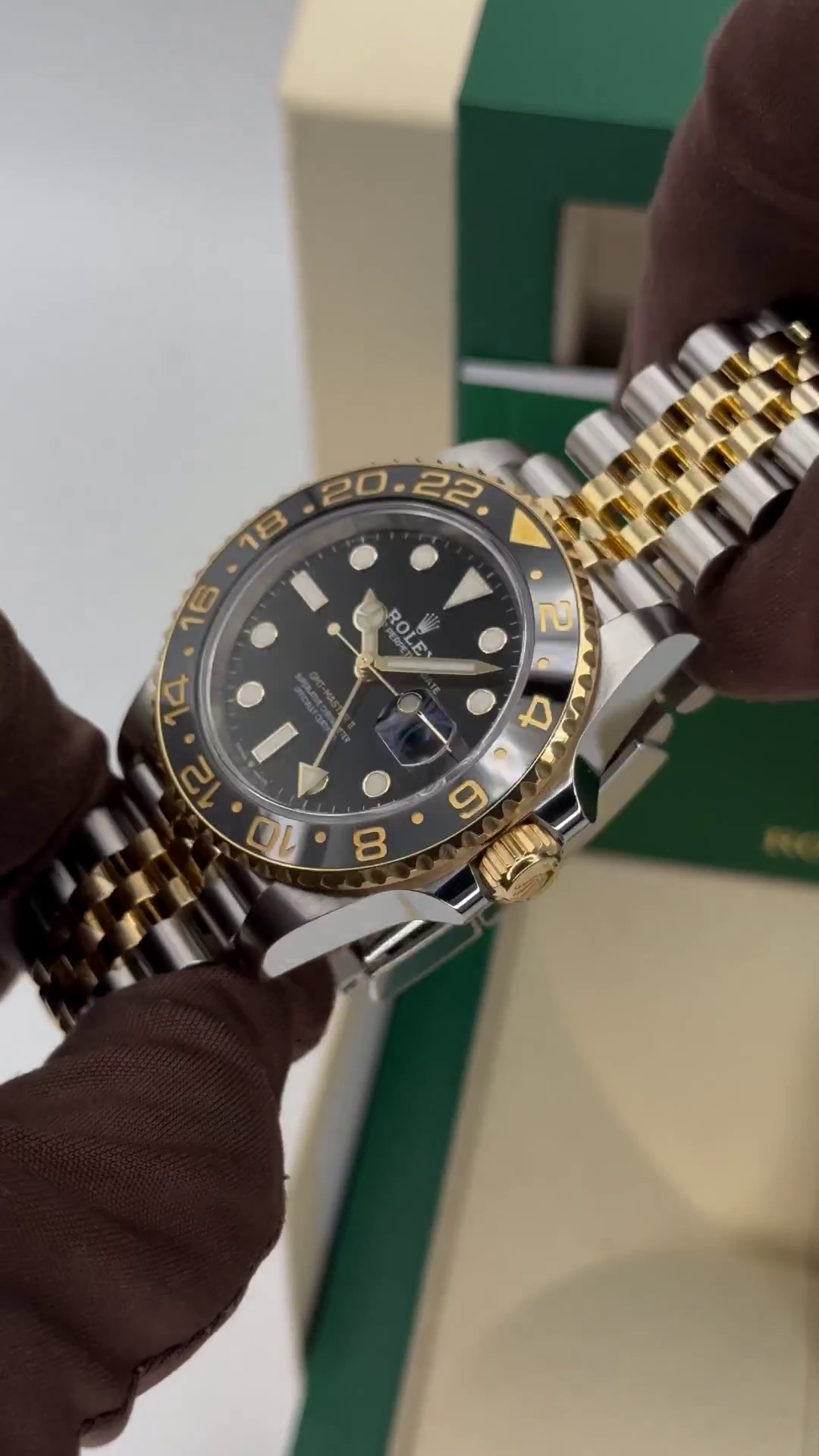[Super Clone]Rolex 126713GRNR GMT-Master II Black Dial Two-Tone 40mm Watch