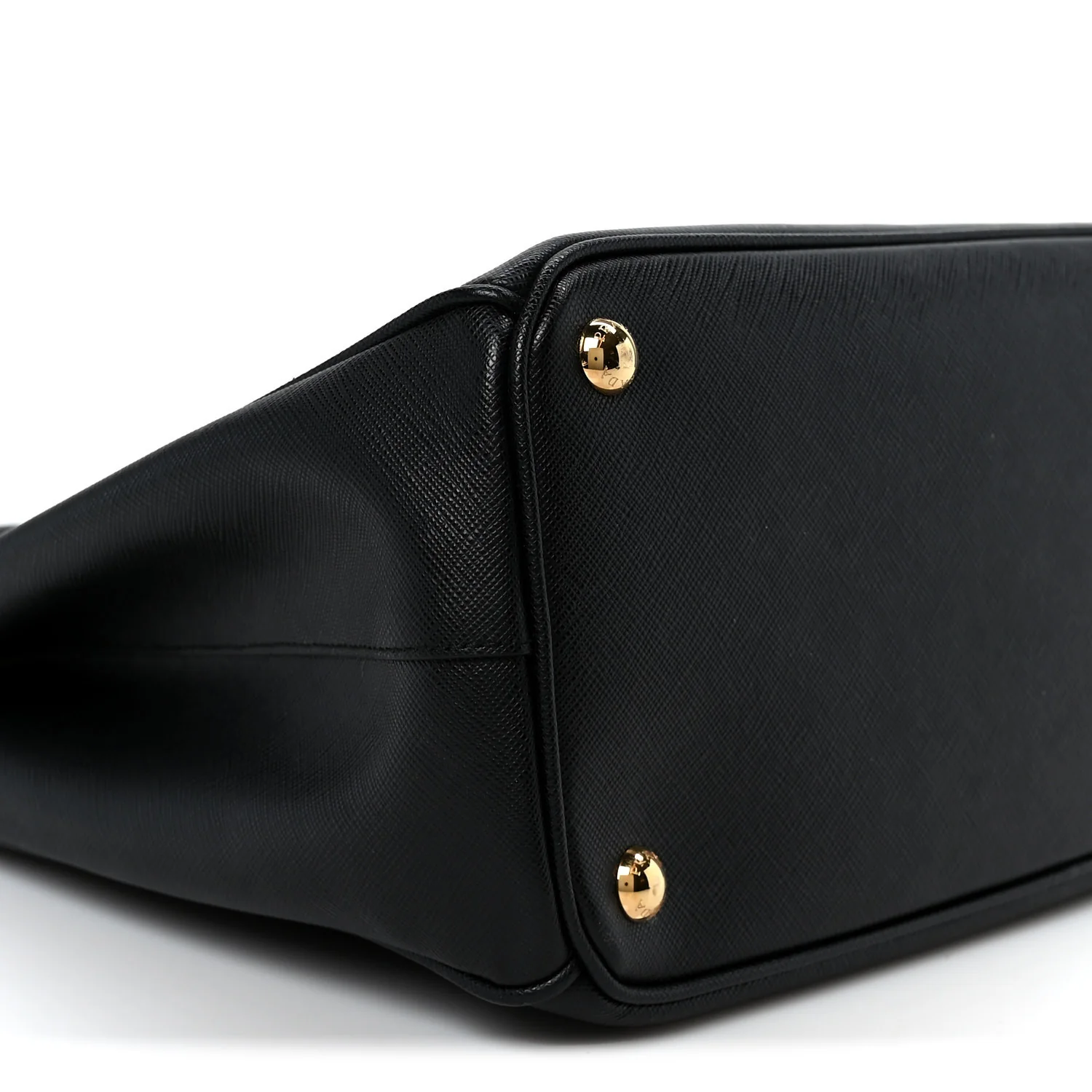 Saffiano Medium Galleria Double Zip Tote Black