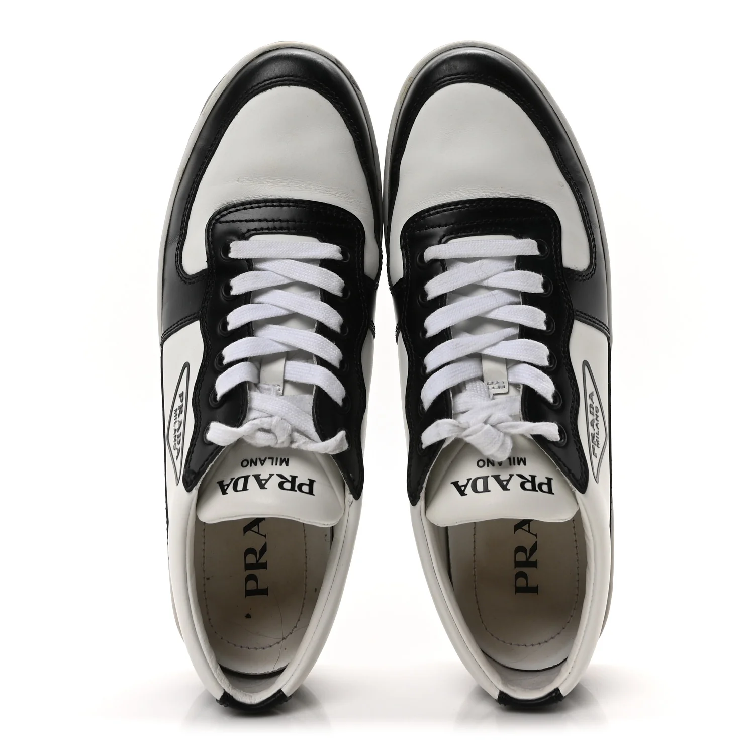Spazzolato Rois Vitello Soft Triangle Logo Womens Low Top Sneakers 39 White Black